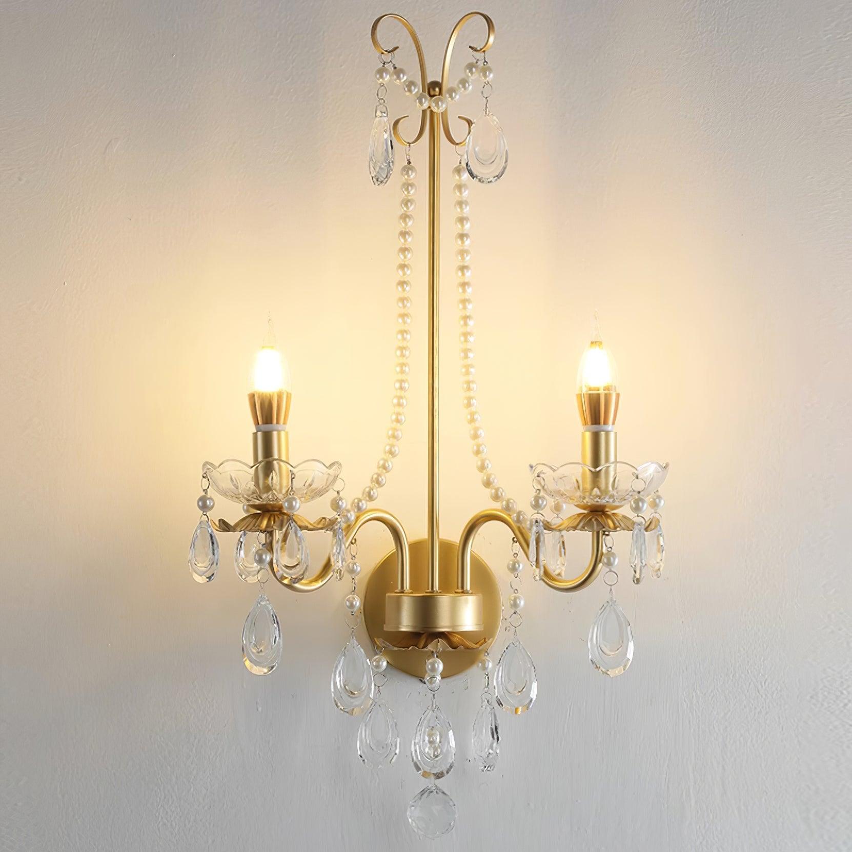 Piper Luxuriöse Wandleuchte aus Metall und Kristall-Letslighting