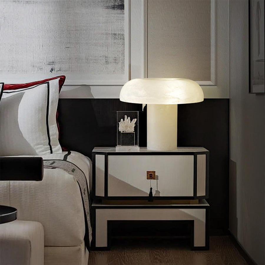 Morgana Minimalistische Tischlampe aus Messing-Letslighting