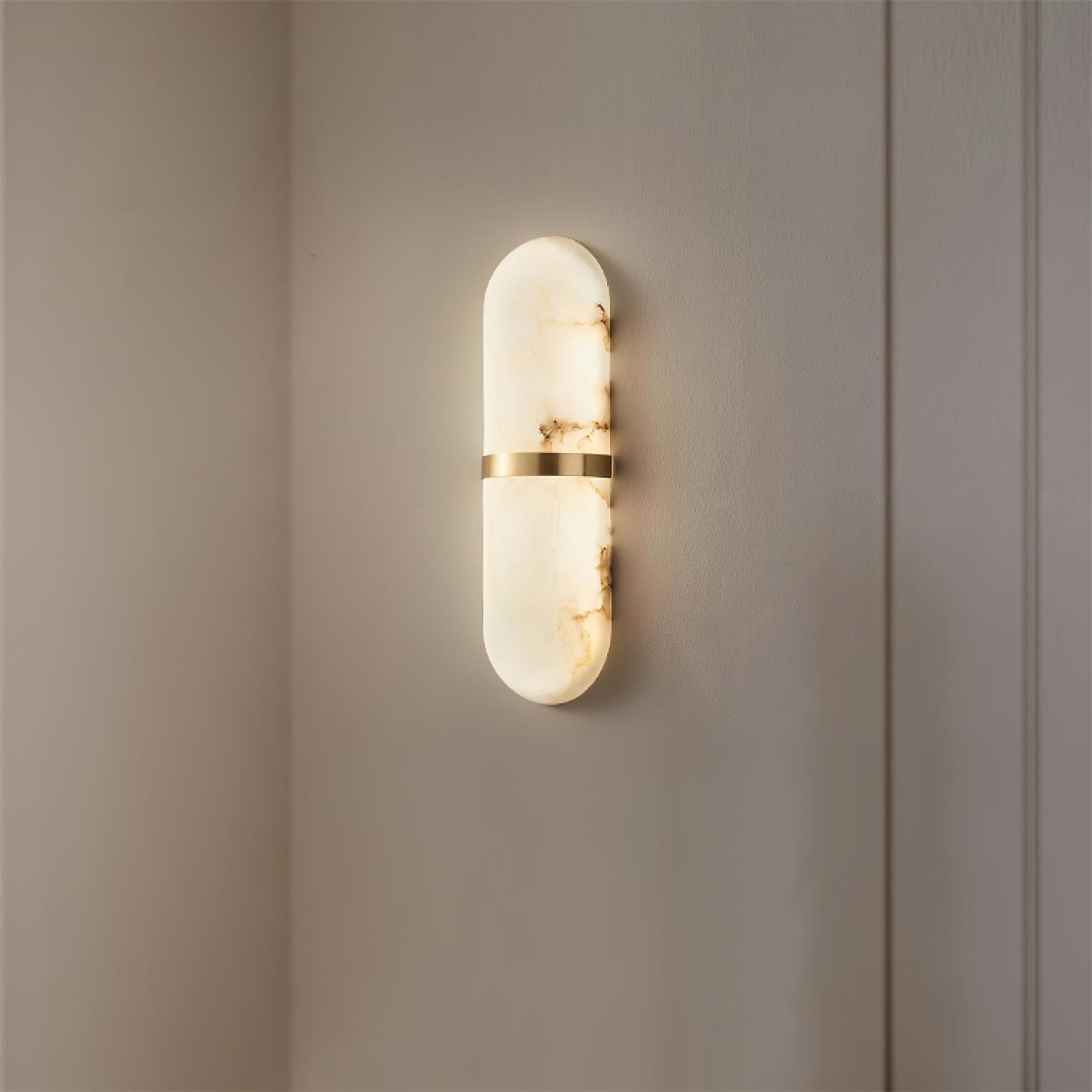 Sage Moderne Wandleuchte aus Messing und Alabaster-Letslighting
