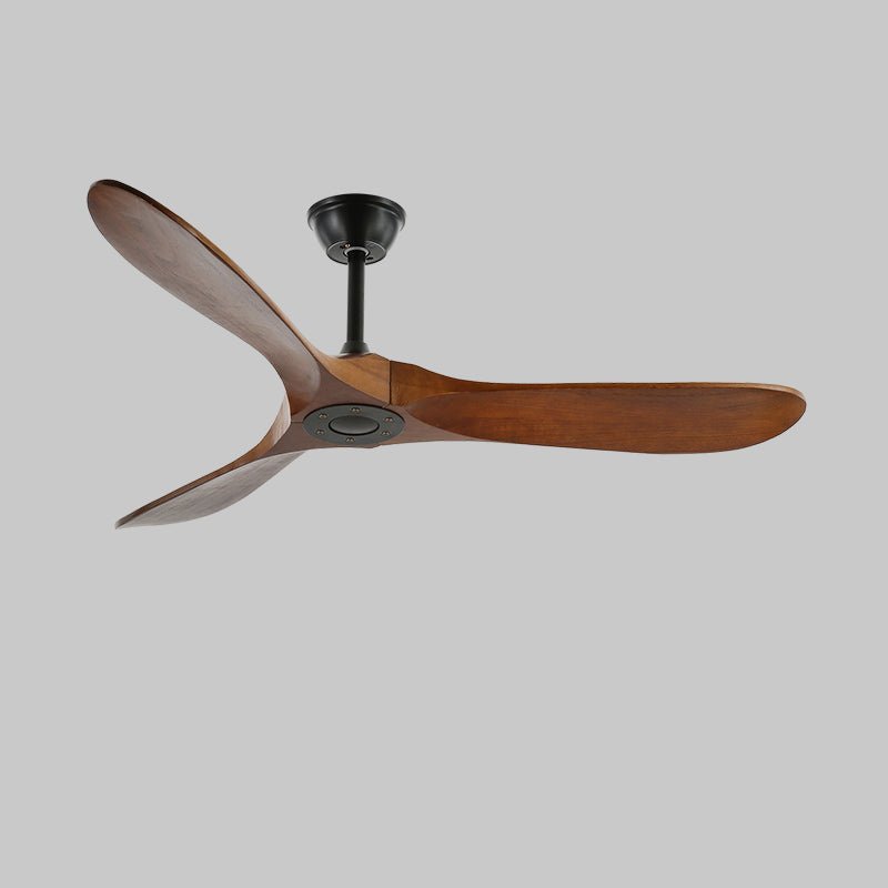 Aviona Holzdeckenventilator, demonstriert einstellbare Aufhängehöhe.