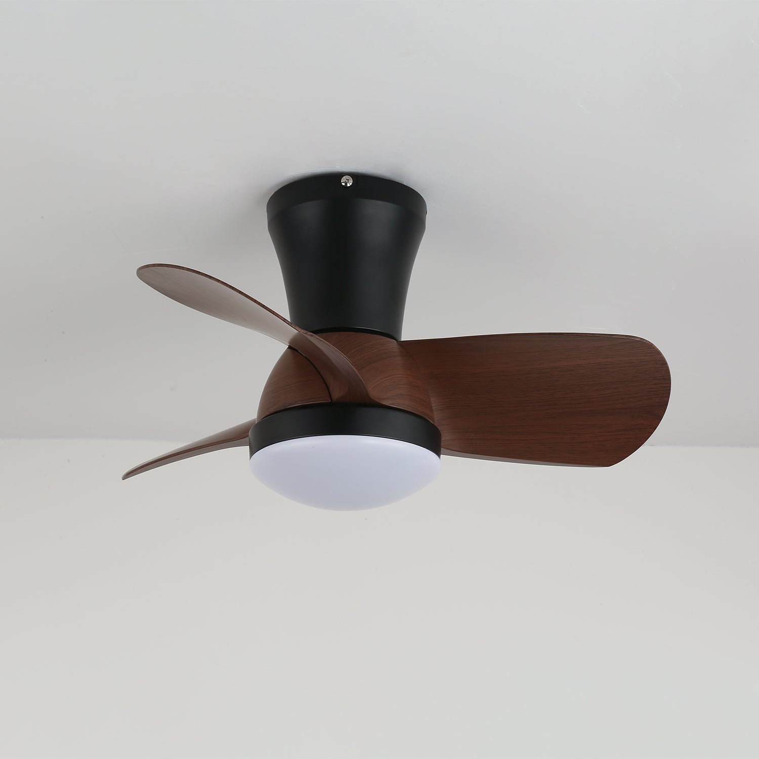 Avelo Moderner Deckenventilator mit Holzoptik, Fernbedienung für Ventilator und Licht