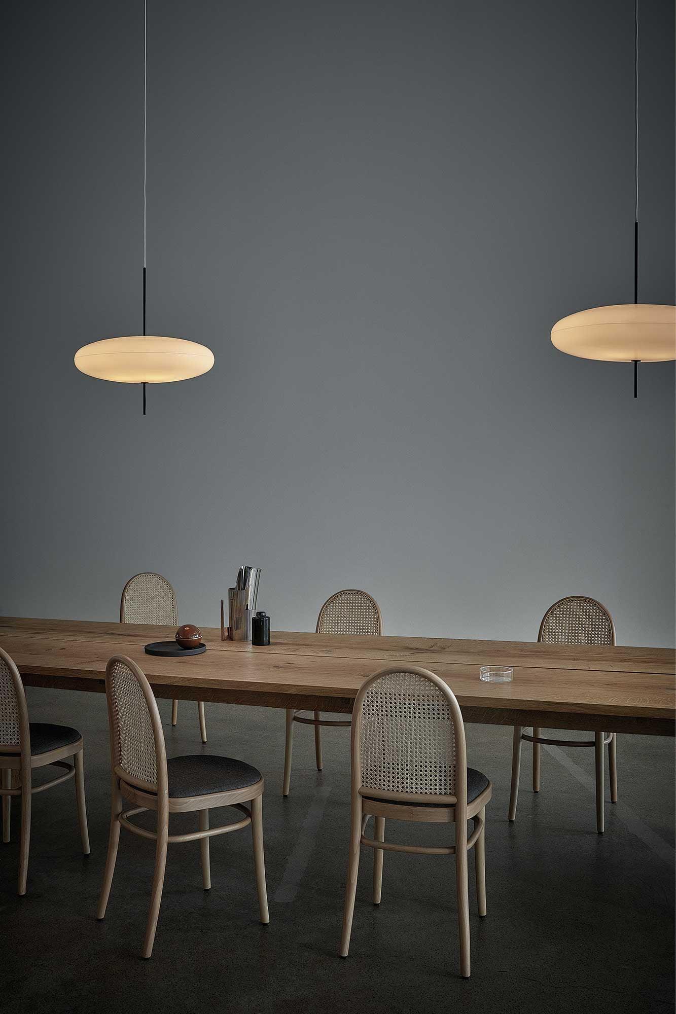 Lustra Pendelleuchte Lampe Verbunden Schwarz lackiert für Wohn Zimmer-Letslighting