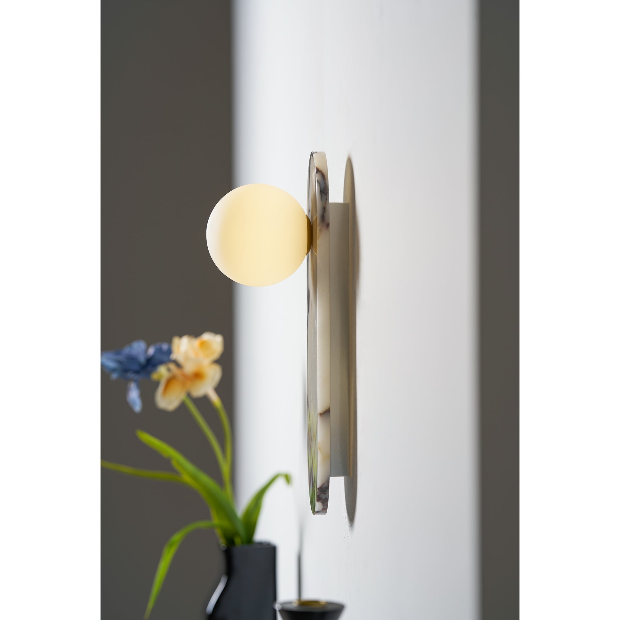 Covelyra Modern Minimalist Marble Glass Wall Lamp - Letslighting