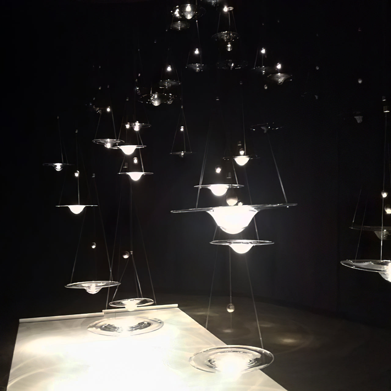 Momento Pendant Light - Blowlighting