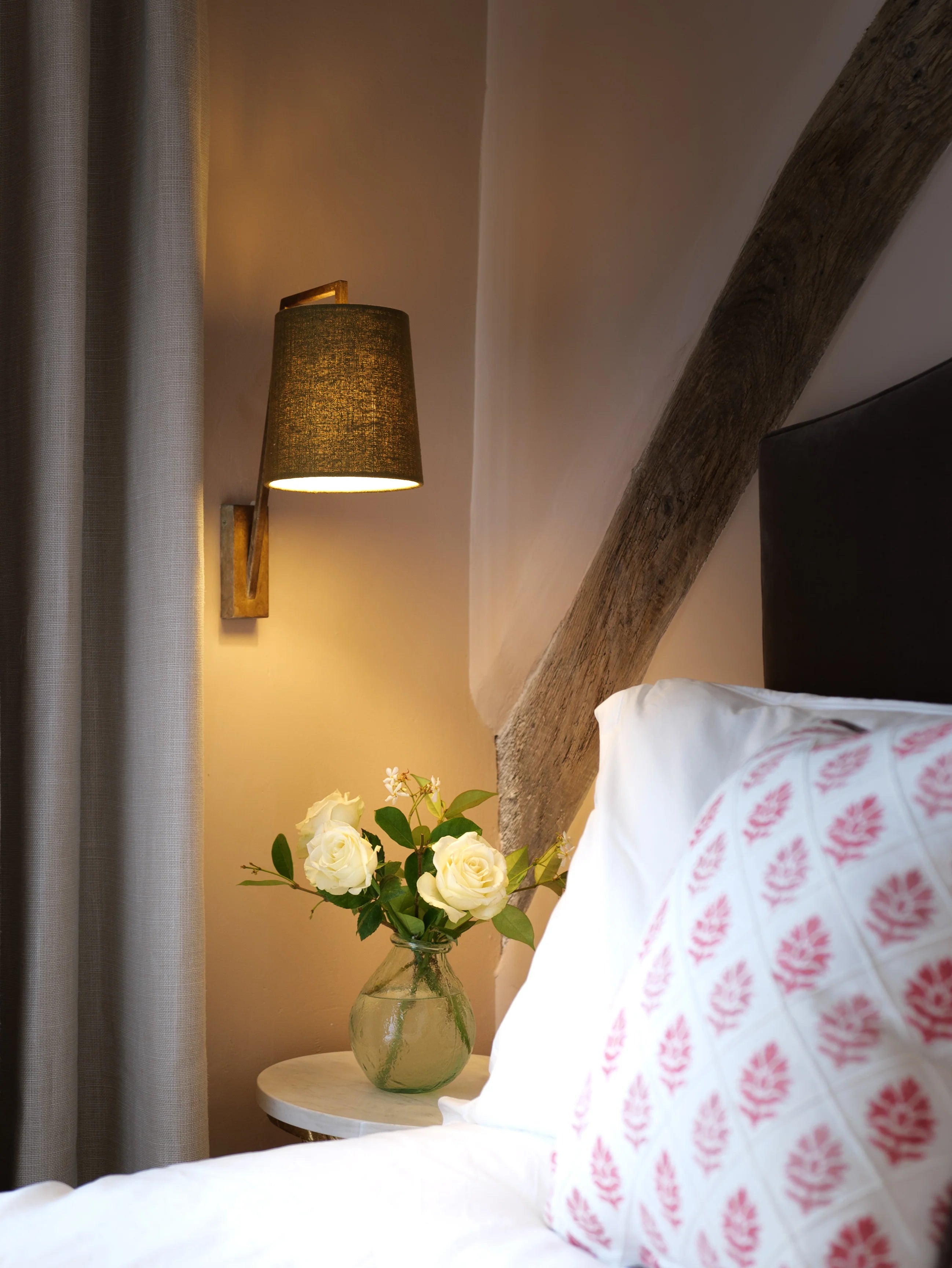 Myvarira Wandleuchte aus Messinggewebe-Letslighting