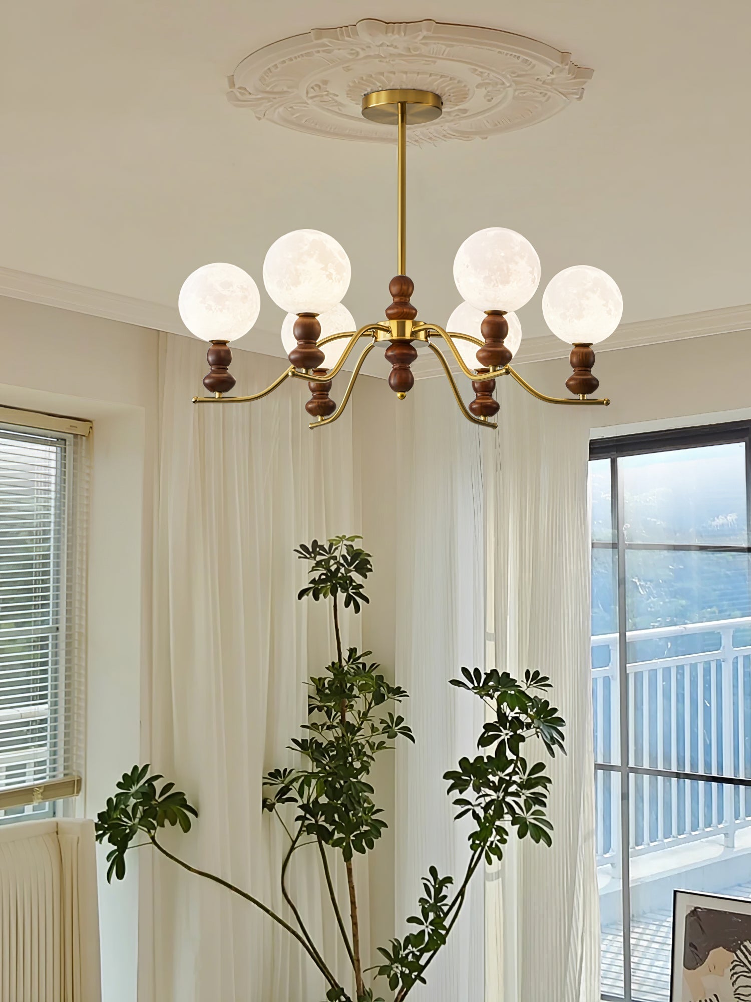 Lustra Kronleuchter Messing Holz Mond Globus Elegant-Letslighting
