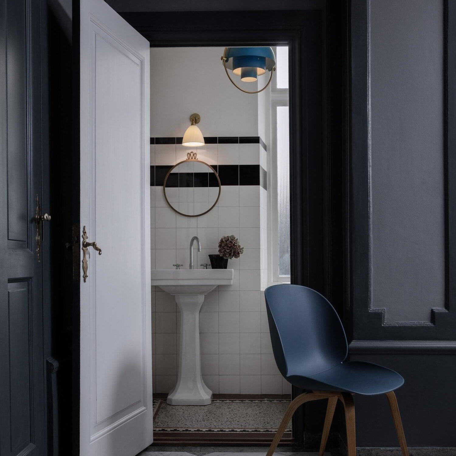 Deformed Ball Pendant Light - Blowlighting