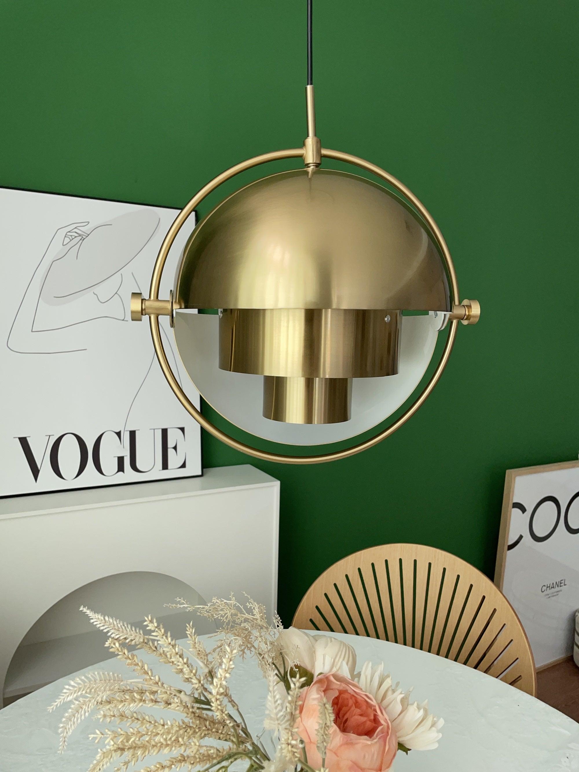 Deformed Ball Pendant Light - Blowlighting