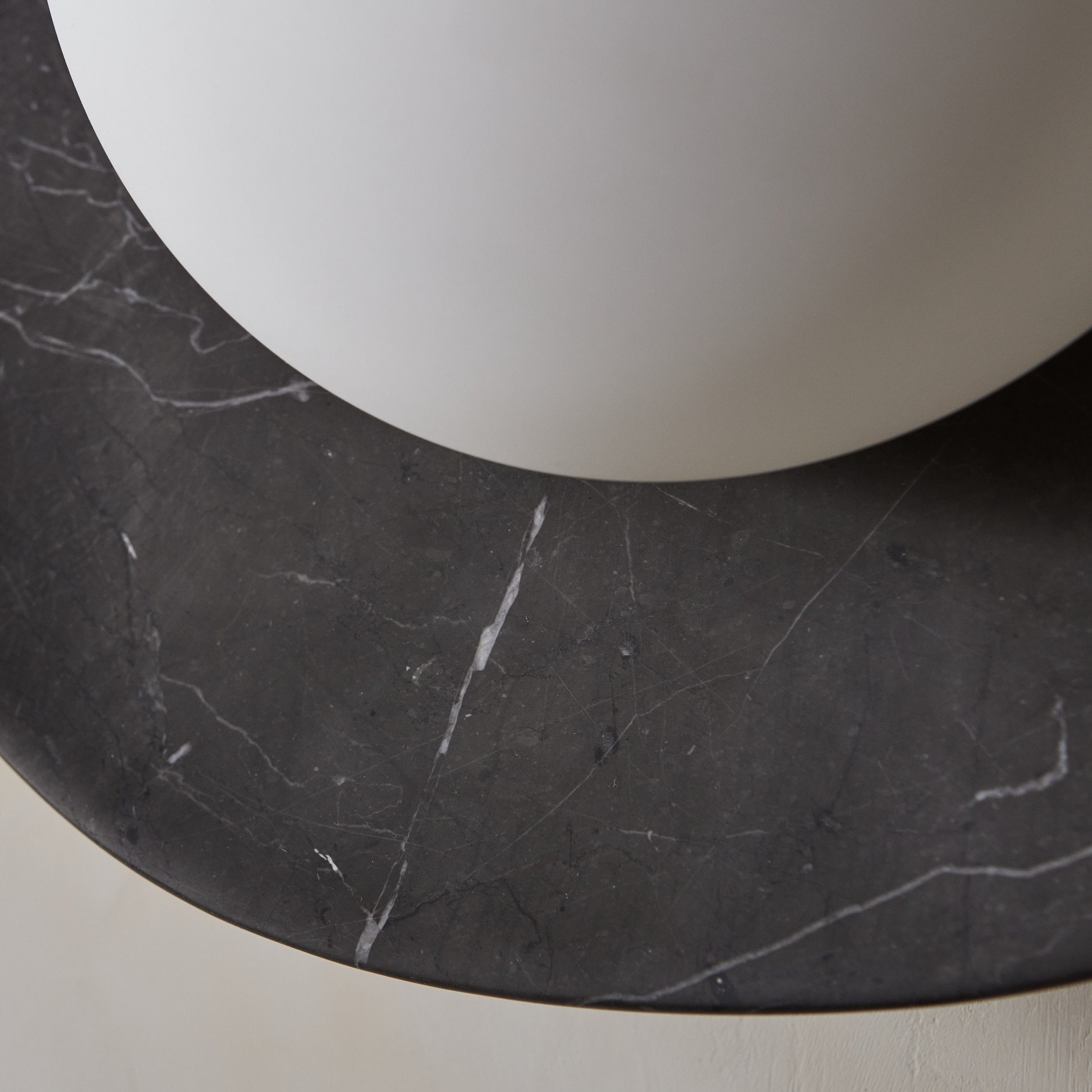 Cinoreth Marmor Glas Wandleuchte-Letslighting