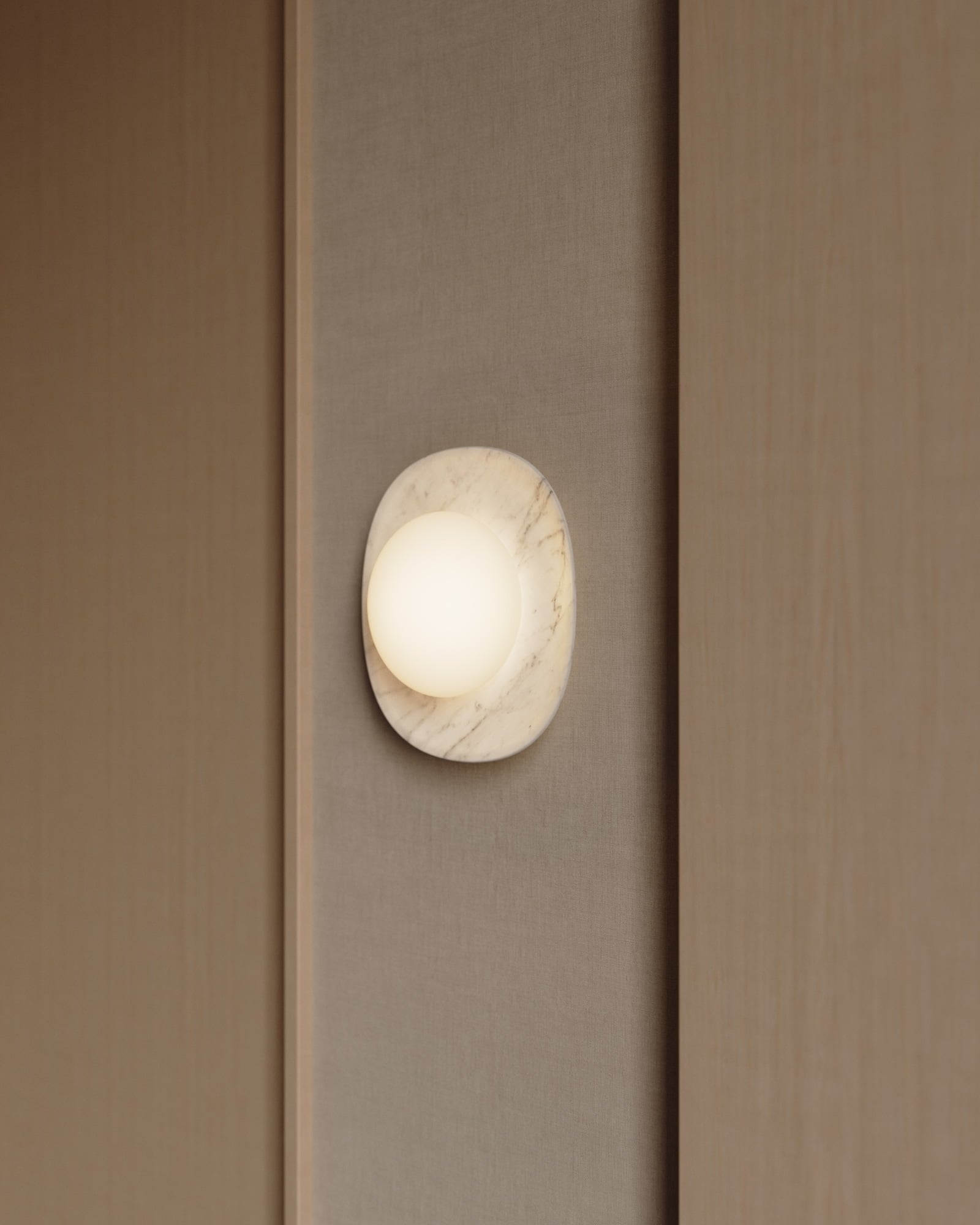 Cinoreth Marmor Glas Wandleuchte-Letslighting