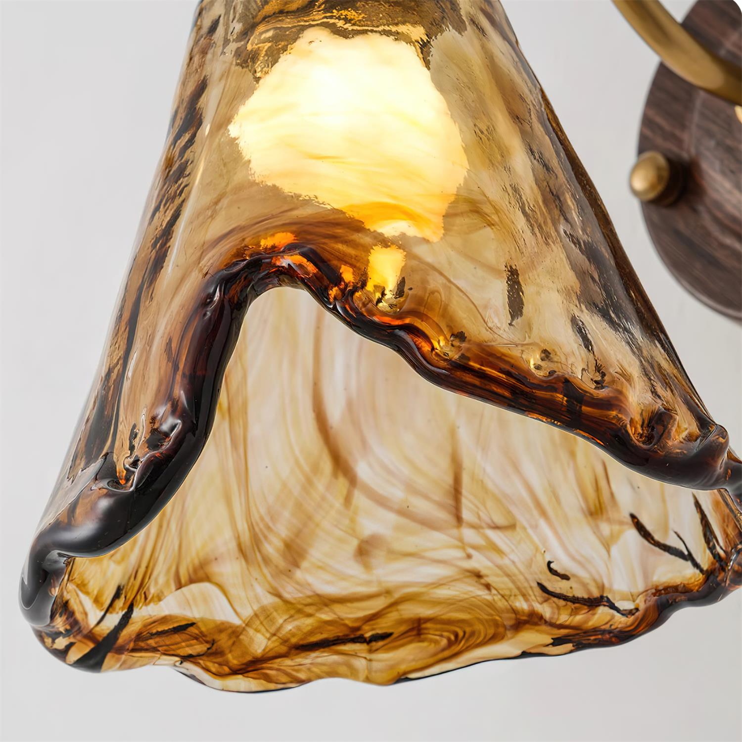 Wandleuchte Bernstein Glas Schirm Walnuss Gold Vintage Modern Wandleuchte-Letslighting