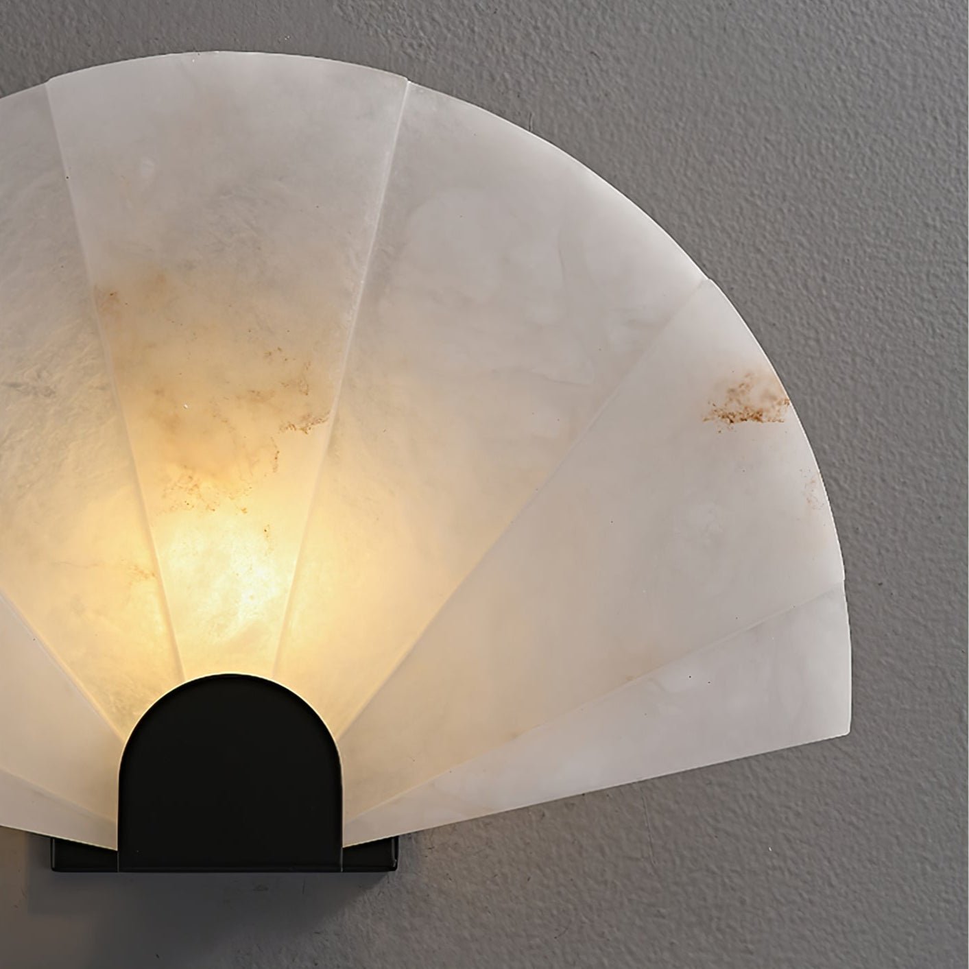 Aurelia Minimalist Alabaster Wall Light - Neutralighting