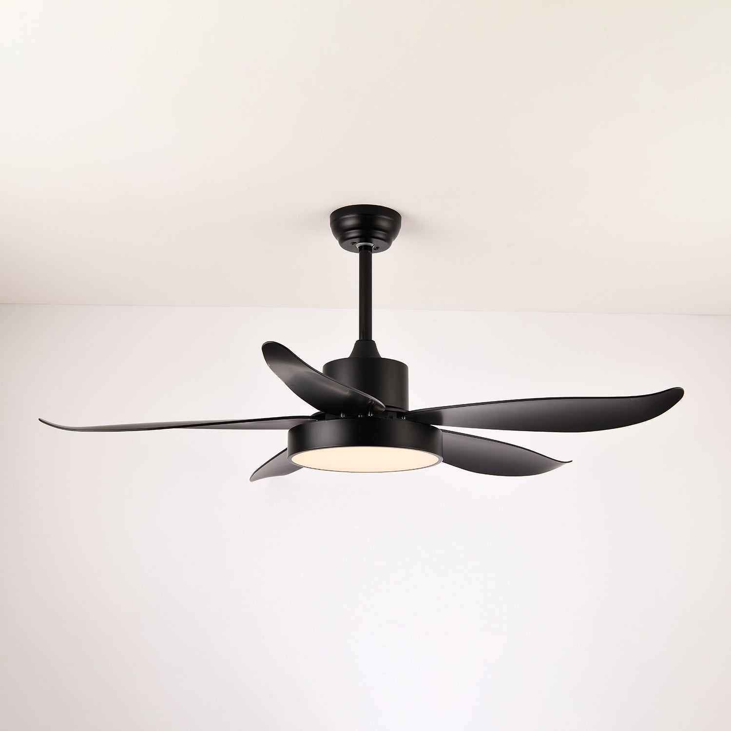 Auron Moderne Deckenventilatorleuchte mit sich bewegenden Ventilatorflügeln