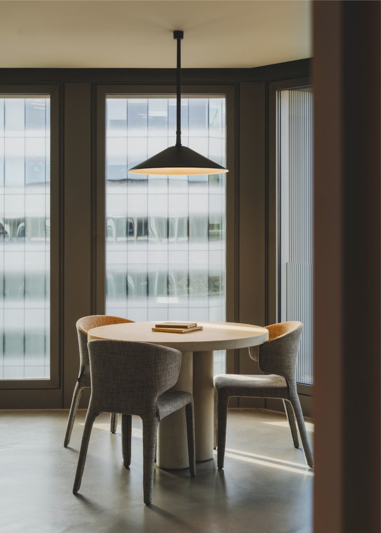 Brooklyn Minimalistische Pendelleuchte aus Metall-Letslighting