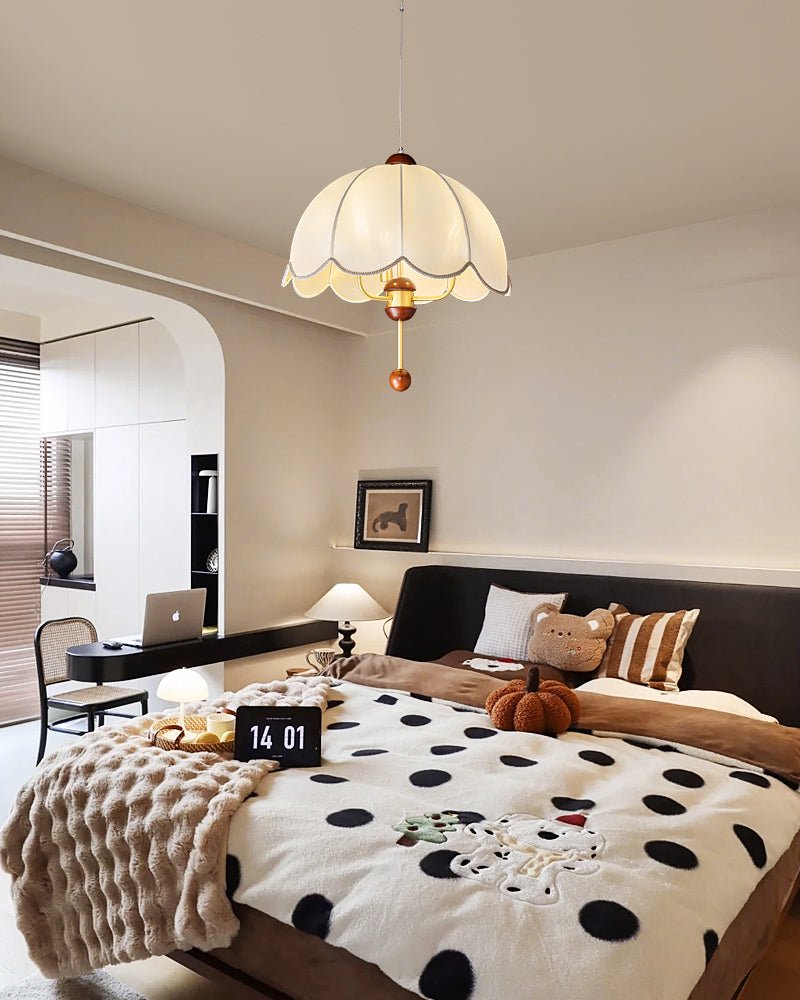 Varaeia Traditionelle Pendelleuchte aus Stoff und Holz-Letslighting
