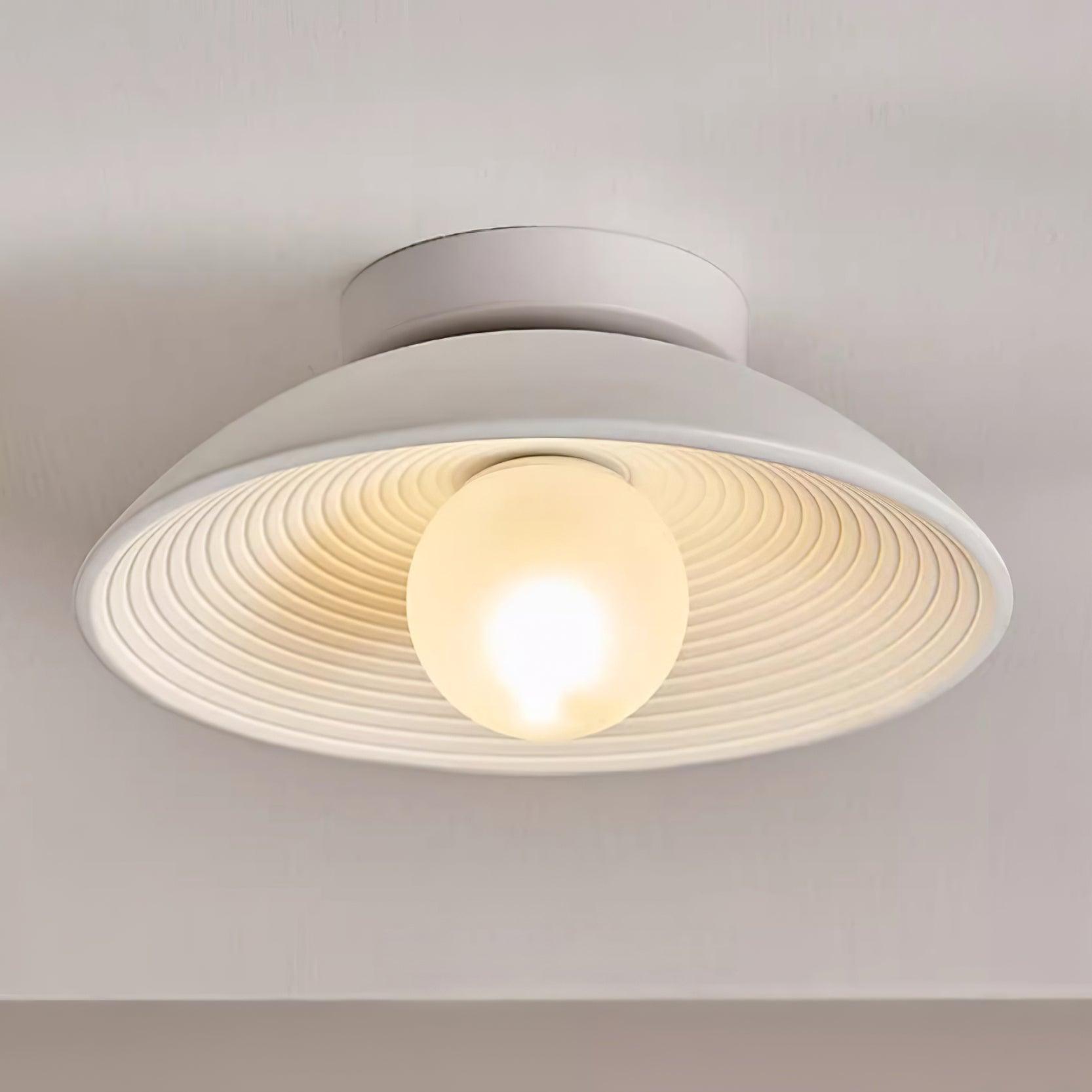 Orvian Holz Aufbaumontierte Deckenleuchte mit Rundem Globus-Letslighting