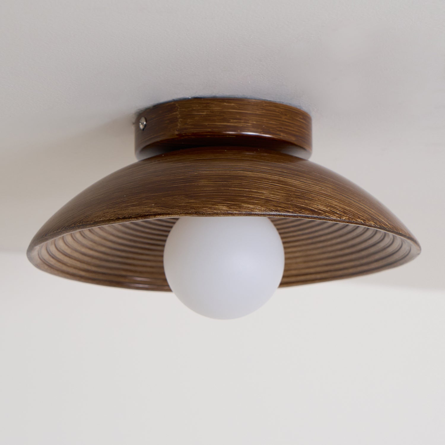 Orvian Holz Aufbaumontierte Deckenleuchte mit Rundem Globus-Letslighting