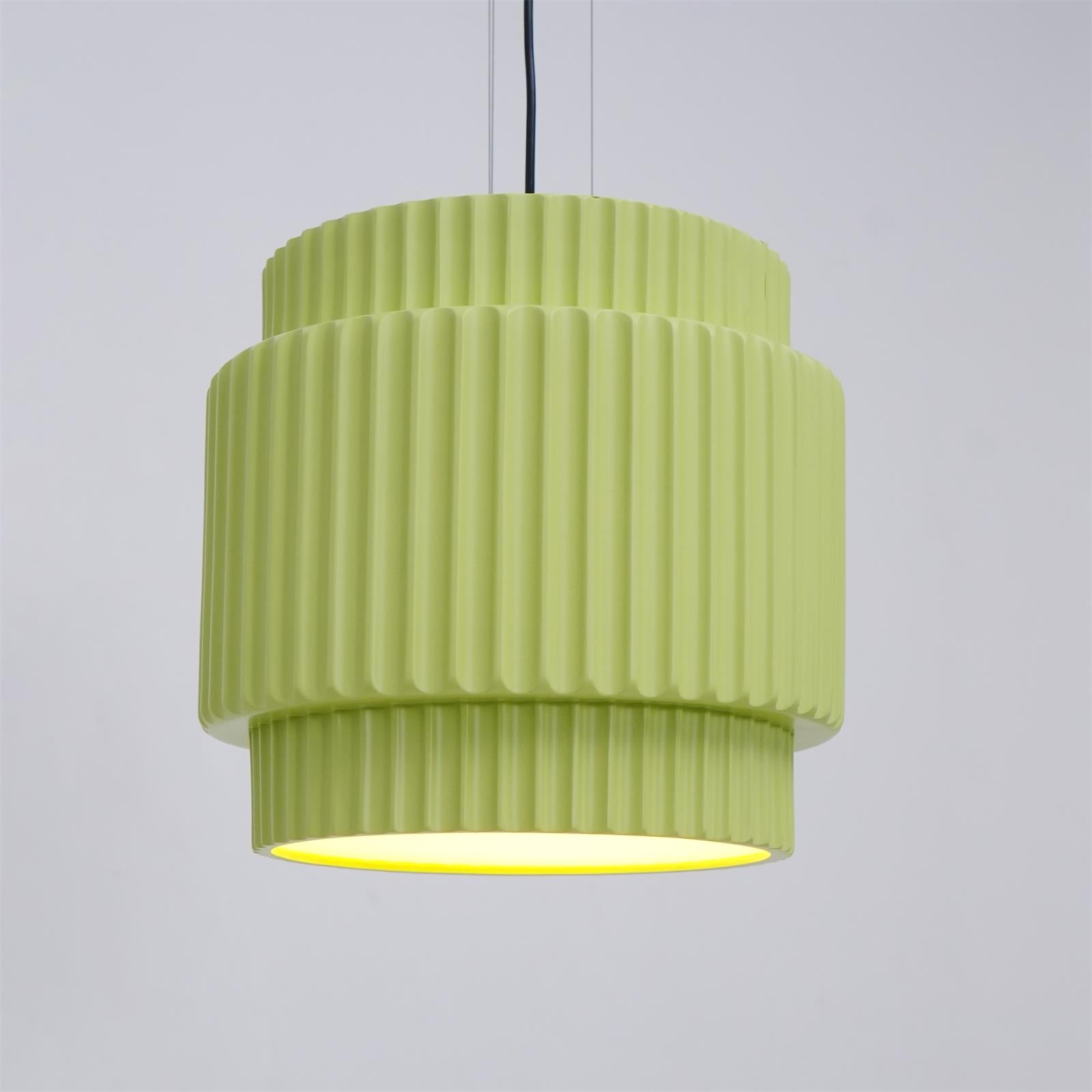 Aurelia Moderne Pendelleuchte aus Kunstharz-Letslighting