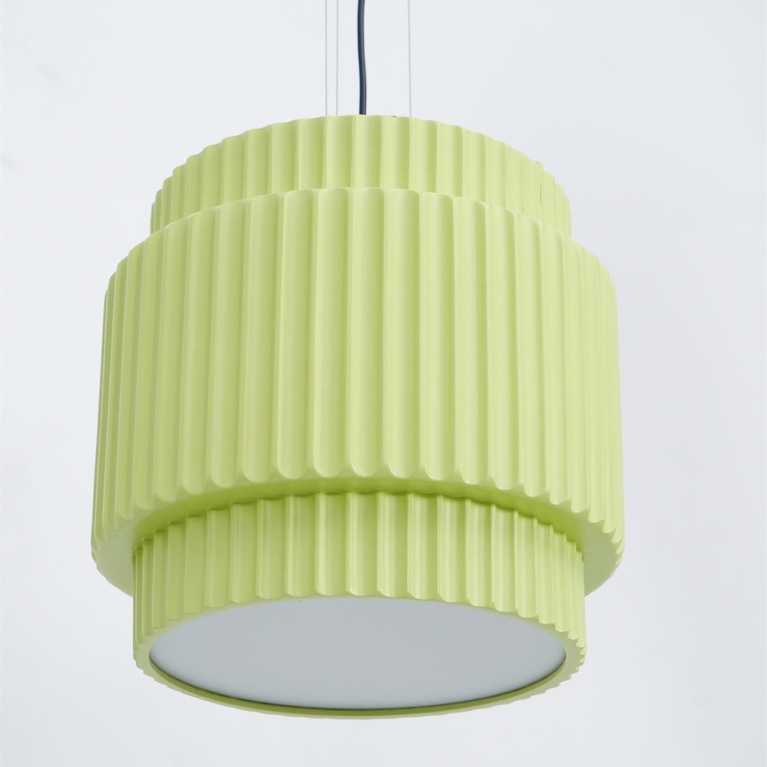 Aurelia Moderne Pendelleuchte aus Kunstharz-Letslighting