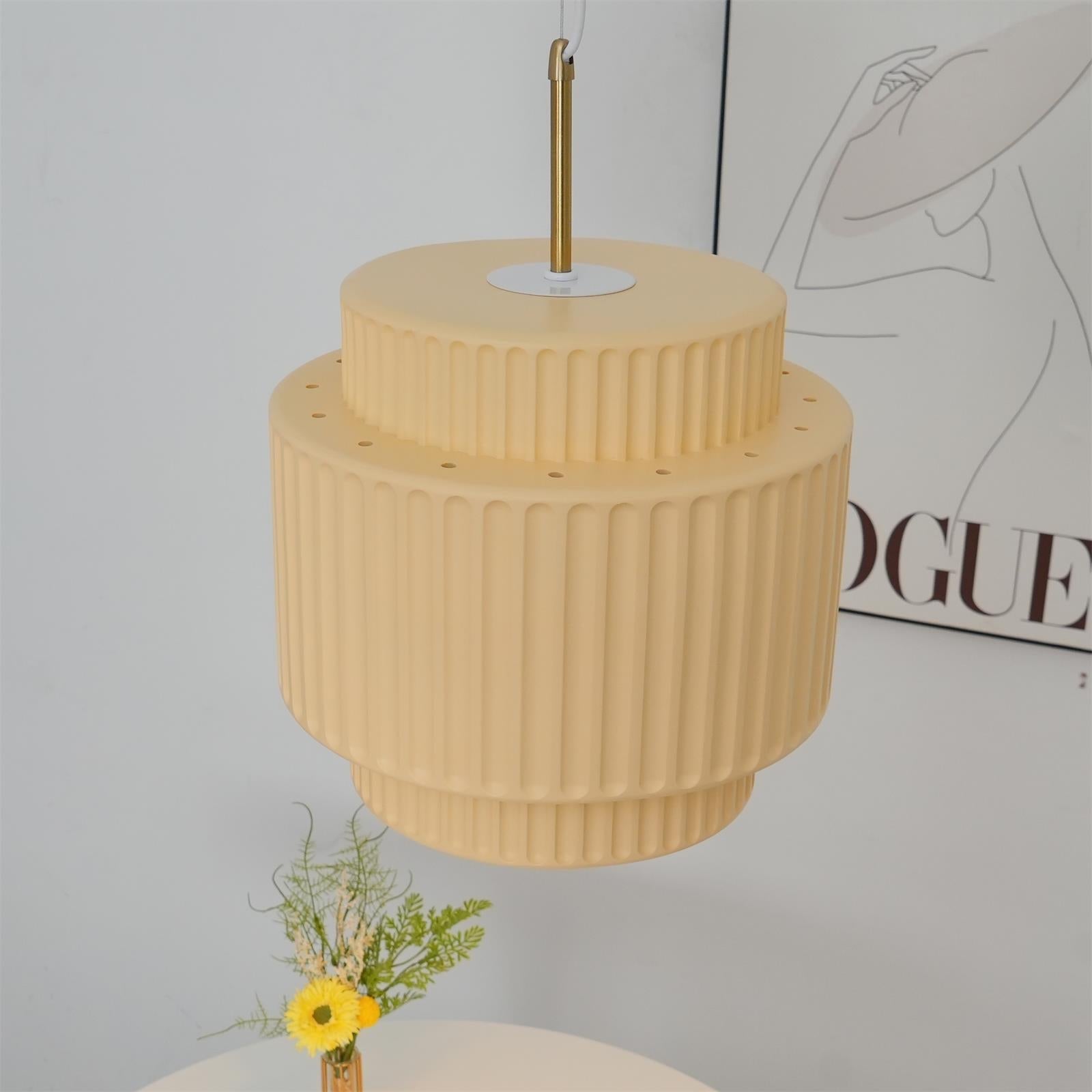 Aurelia Moderne Pendelleuchte aus Kunstharz-Letslighting