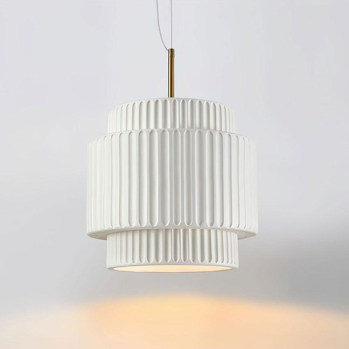 Aurelia Moderne Pendelleuchte aus Kunstharz-Letslighting