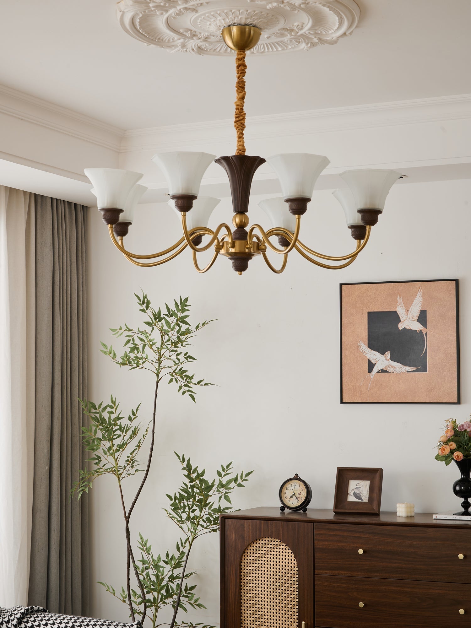 Ciphaen Vintage Kronleuchter aus Holz und Glas-Letslighting