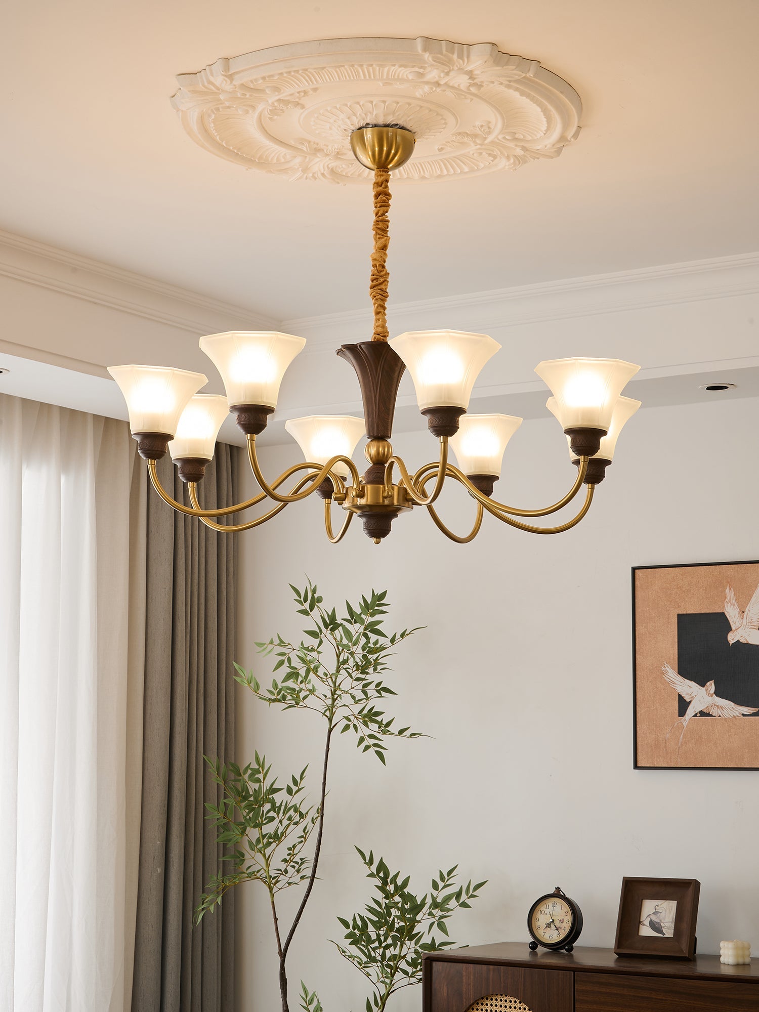 Ciphaen Vintage Kronleuchter aus Holz und Glas-Letslighting