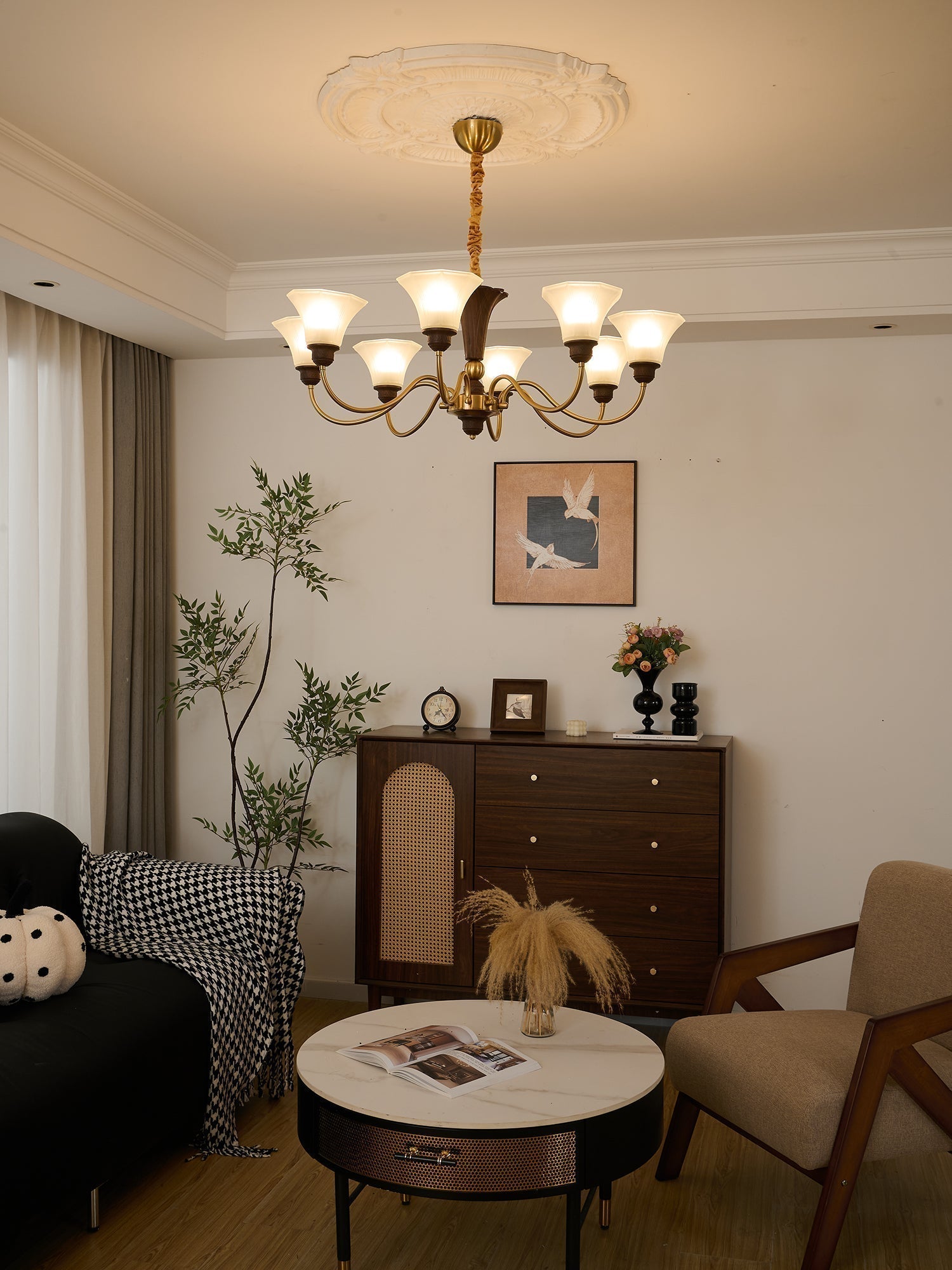 Ciphaen Vintage Kronleuchter aus Holz und Glas-Letslighting