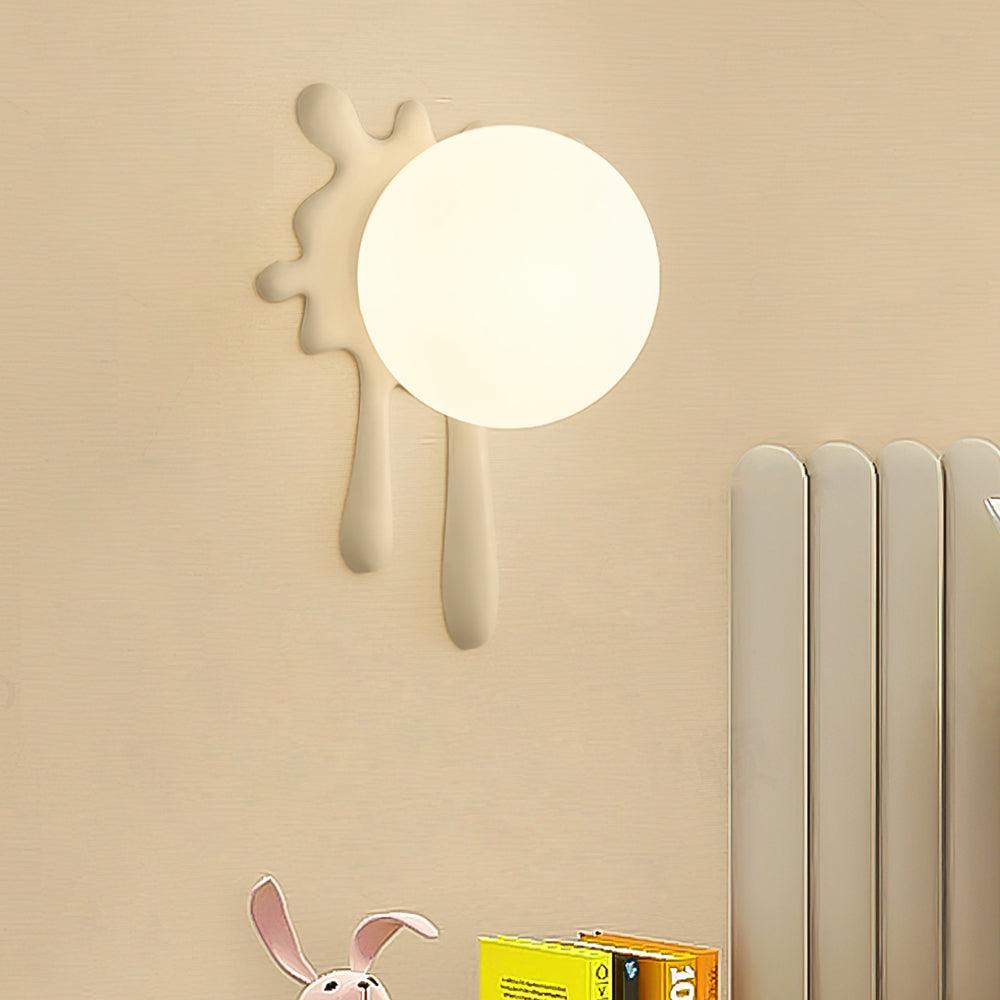 Sawyer Moderne Wandleuchte aus Kunstharz-Letslighting