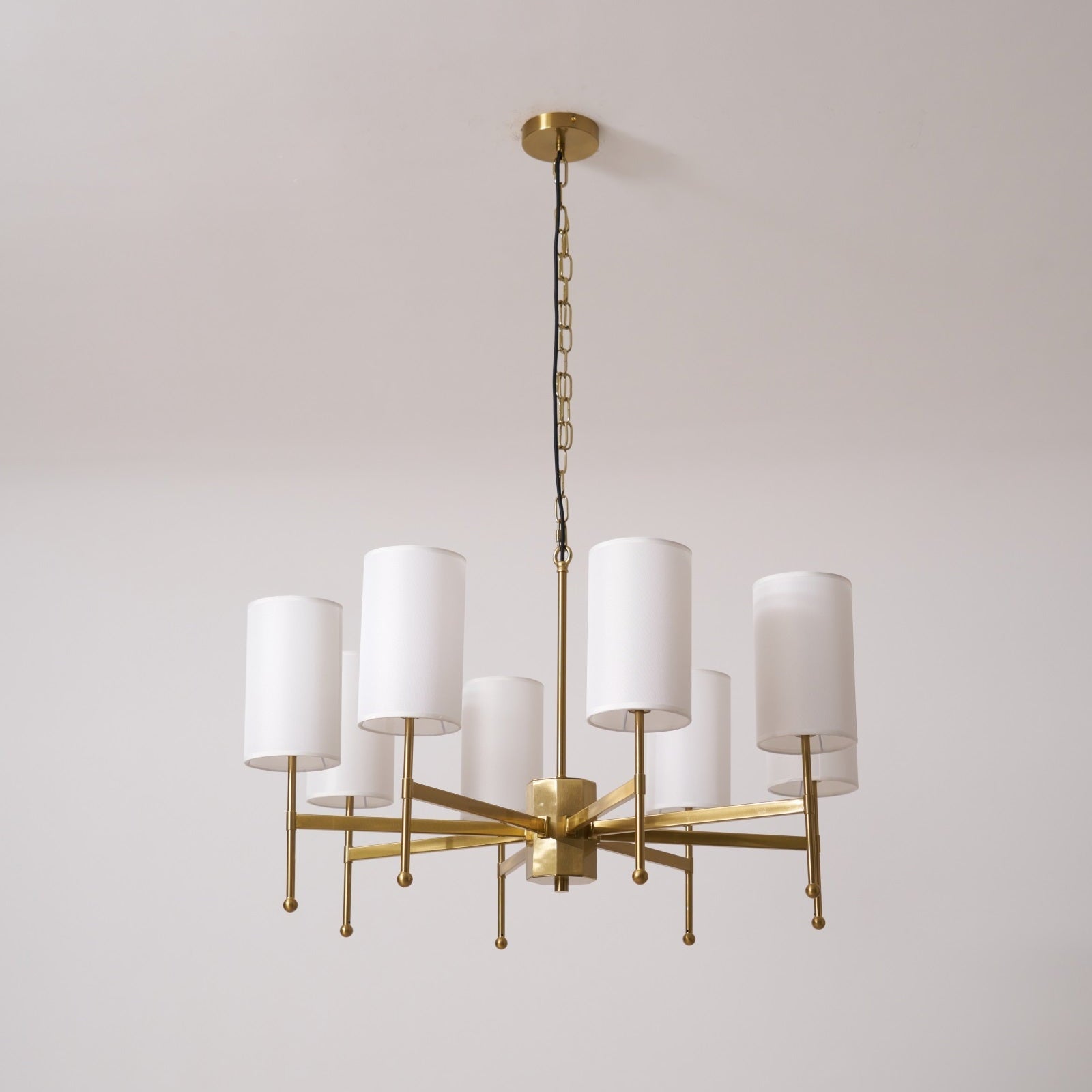 Ulcarisra Vintage Kronleuchter aus Messing mit Stoffbezug-Letslighting