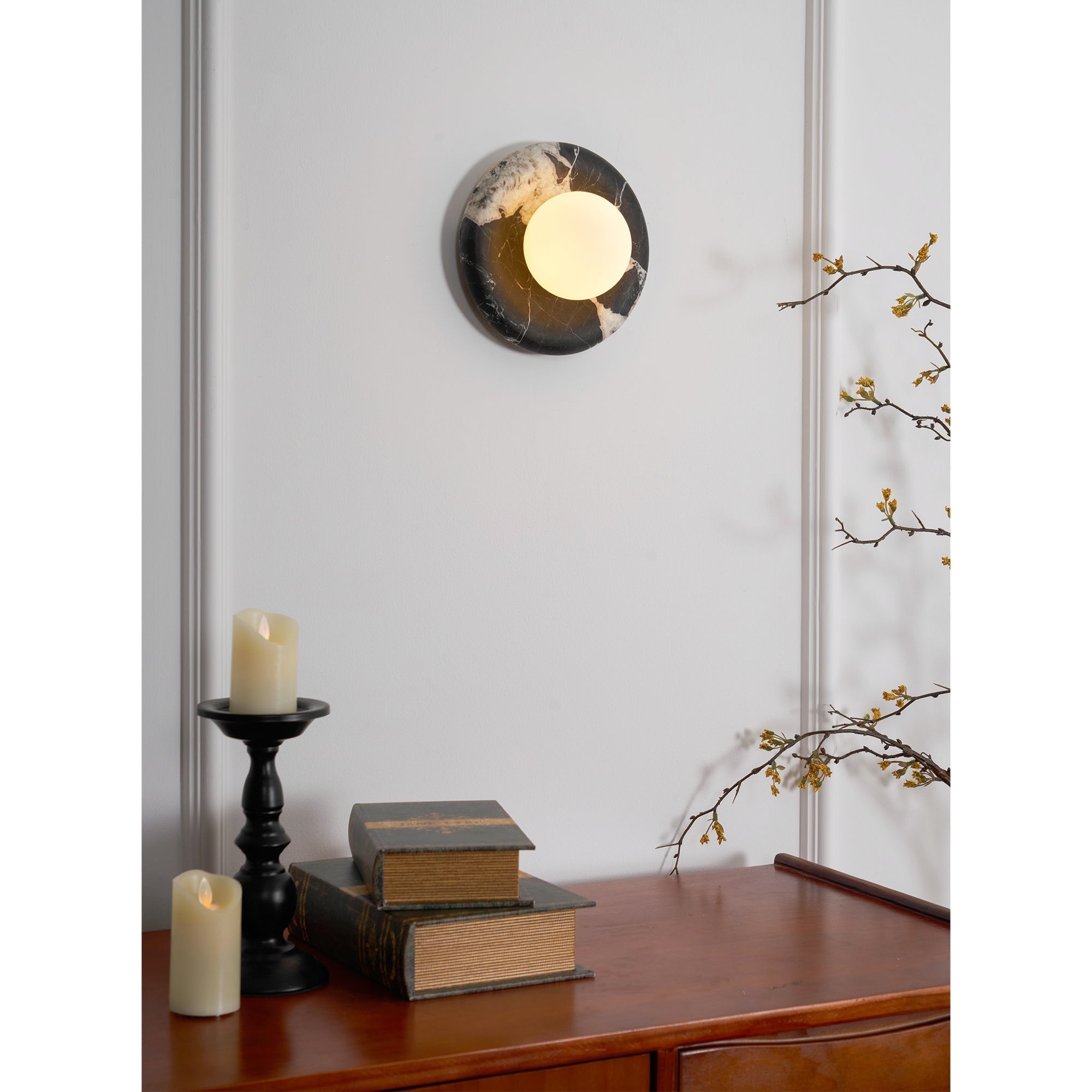 Uvinos Schwarze Marmor Wandleuchte-Letslighting