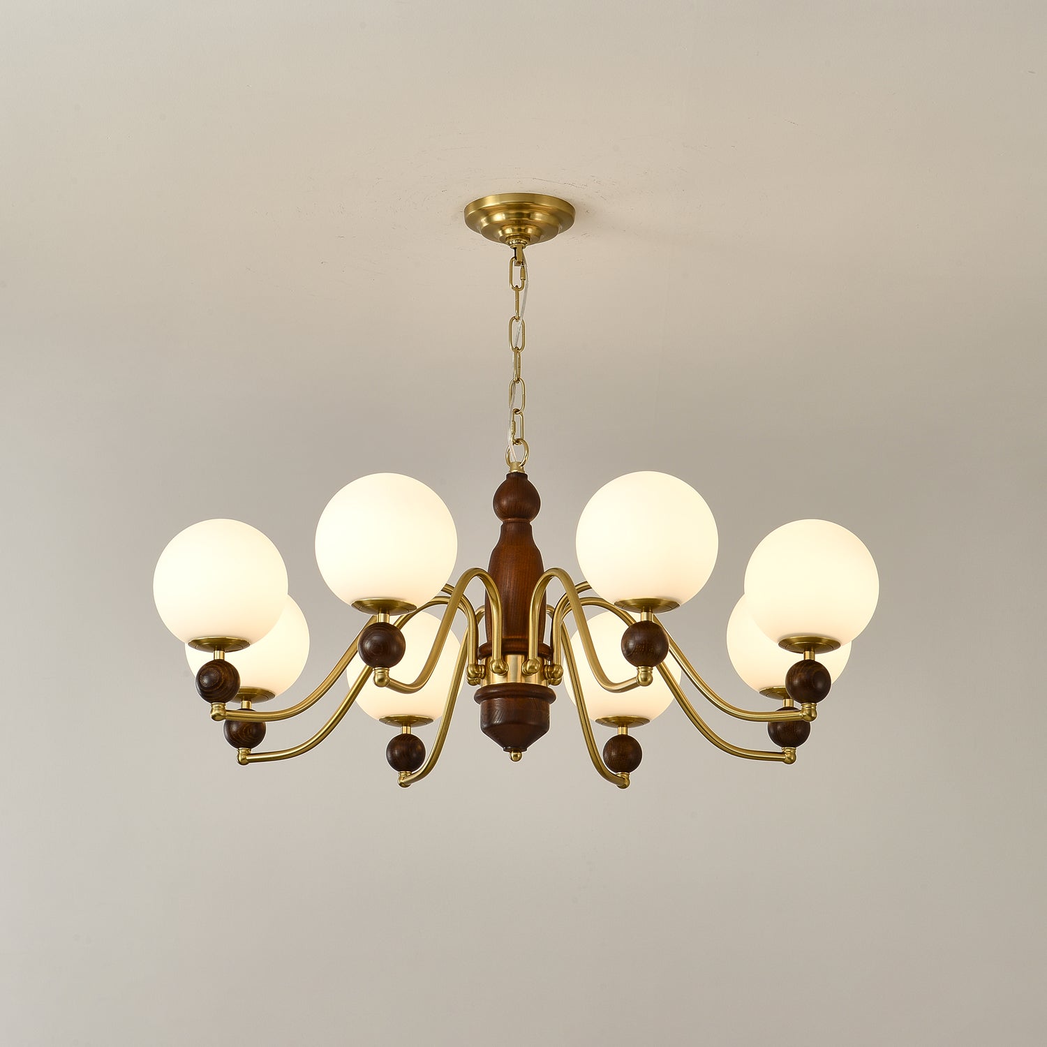 Lustra Kronleuchter Holz Messing Globus-Letslighting