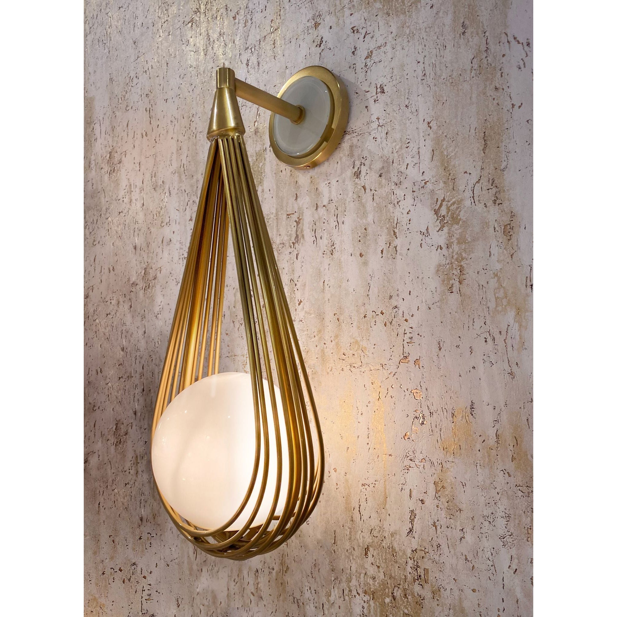 Zemirir Wandleuchte aus Messing und Glas-Letslighting