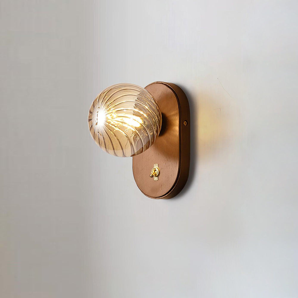 Sawyer Moderne Wandleuchte aus Holz-Letslighting