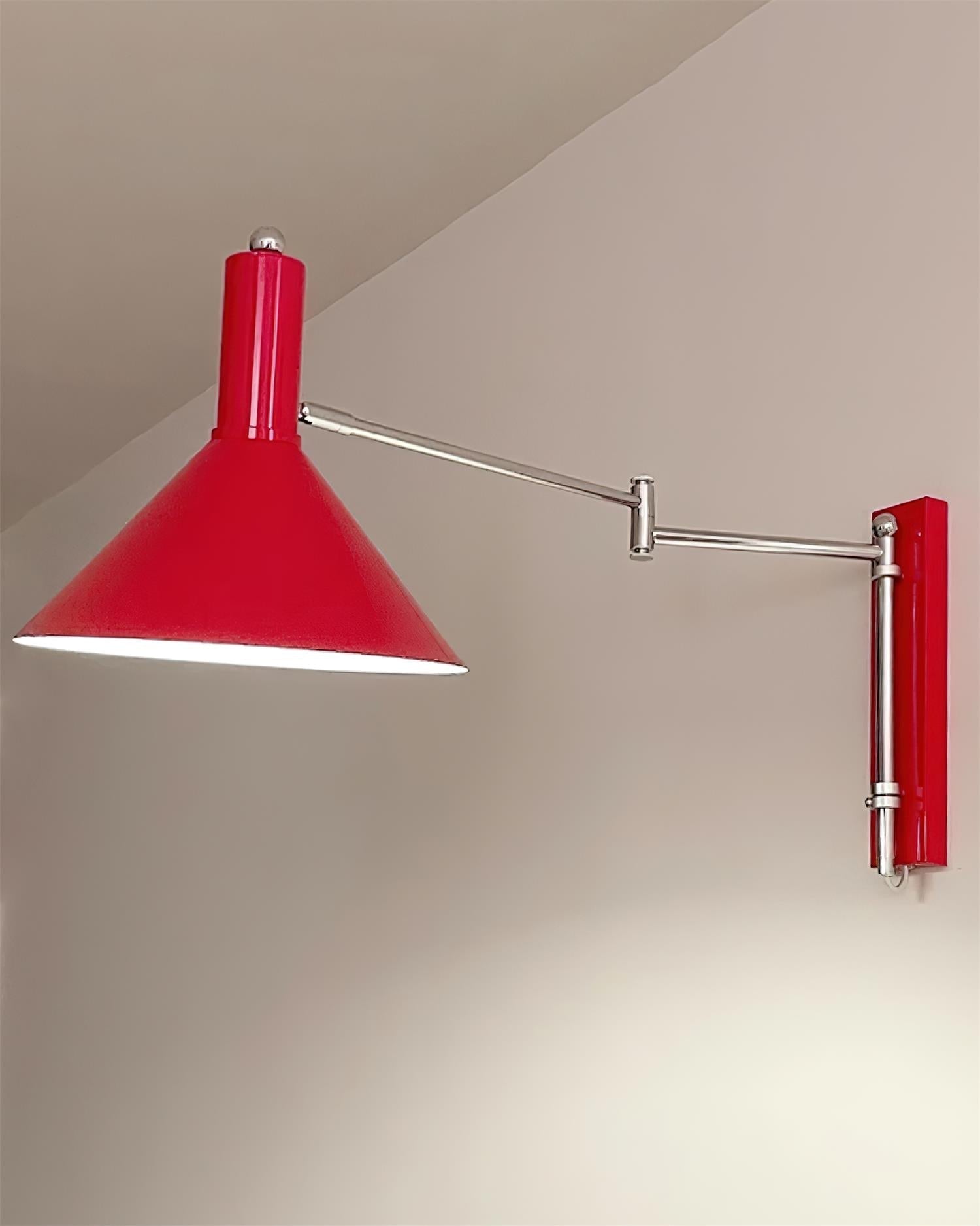 Wandleuchte Modern Verstellbar Metall Arm Rot Schirm Leselicht-Letslighting