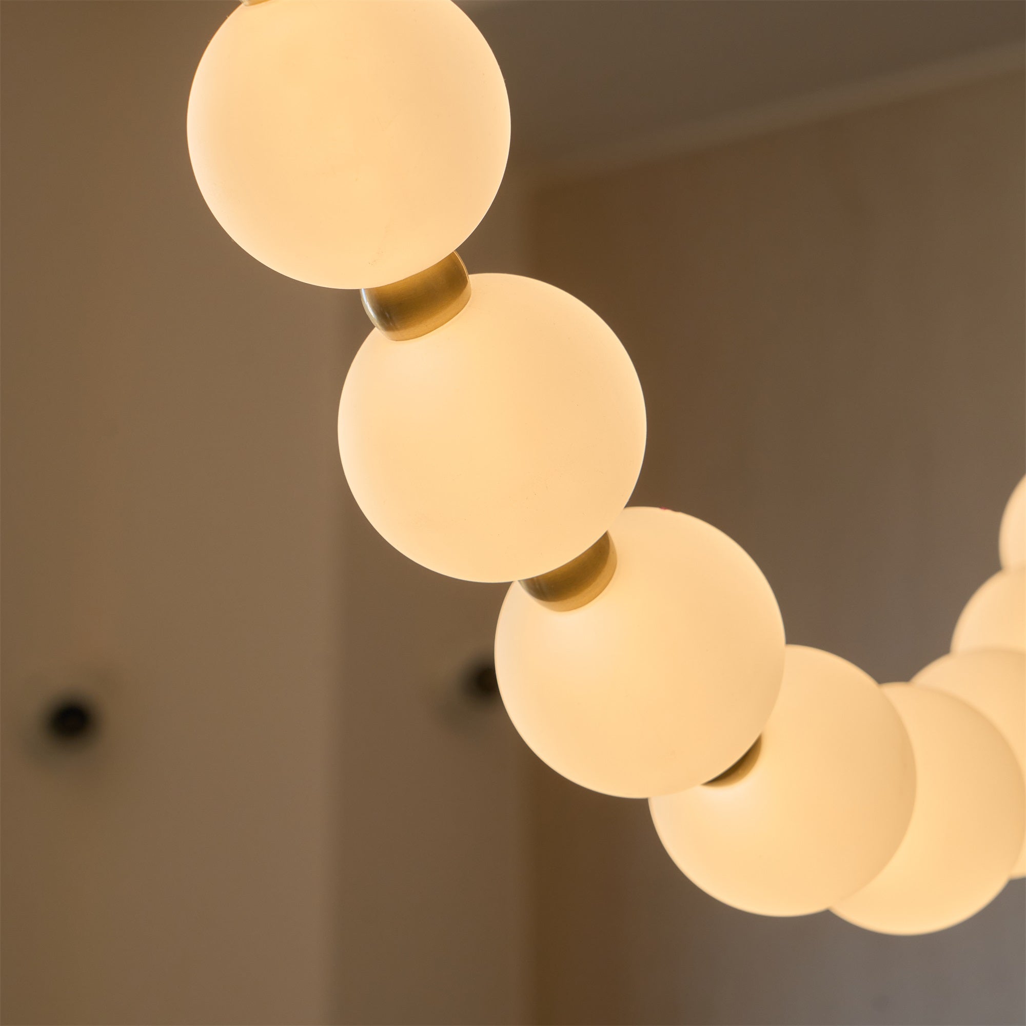Icarara Glas Modern Perlenkette Kronleuchter-Letslighting