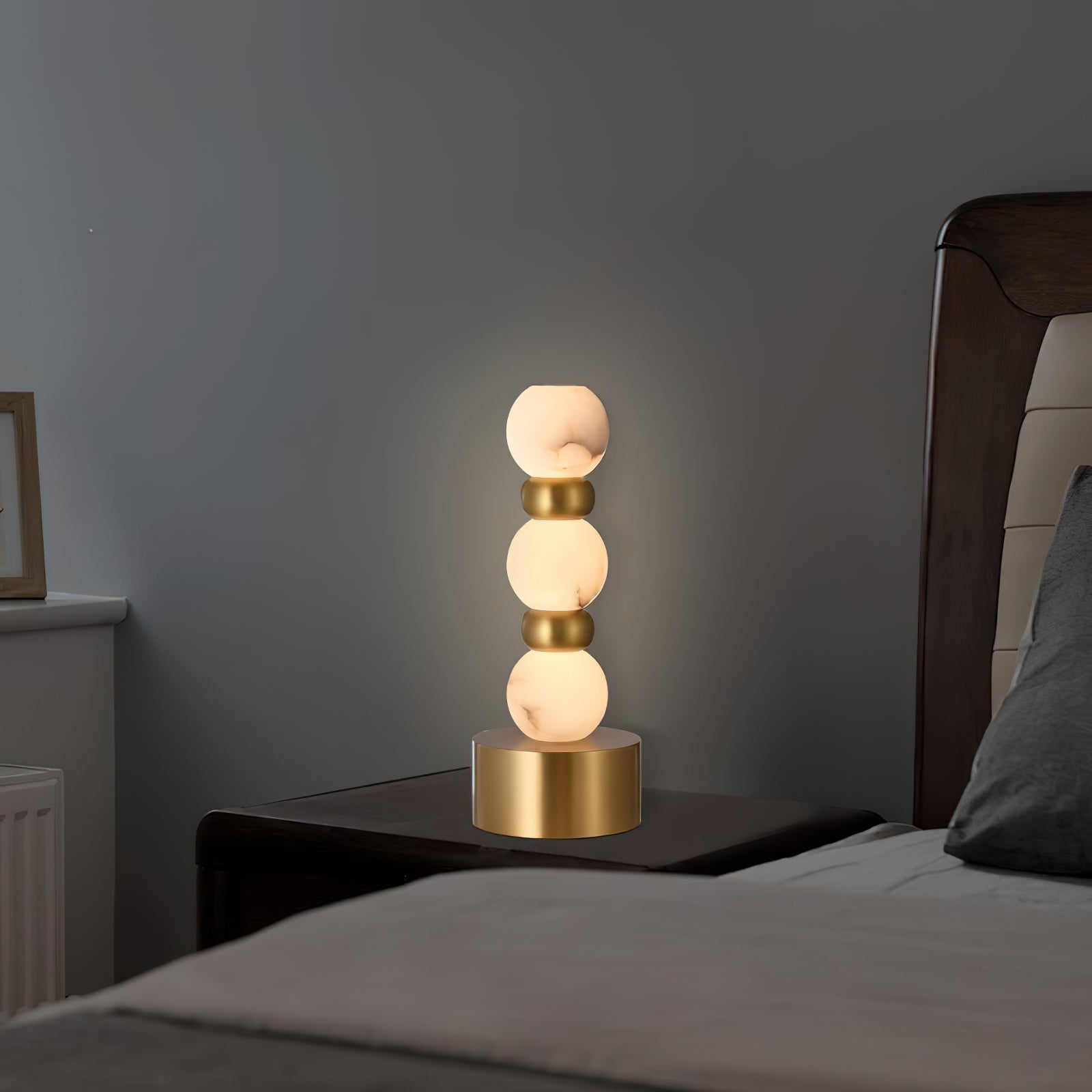 Pearl Xyx Table Lamp - Letslighting