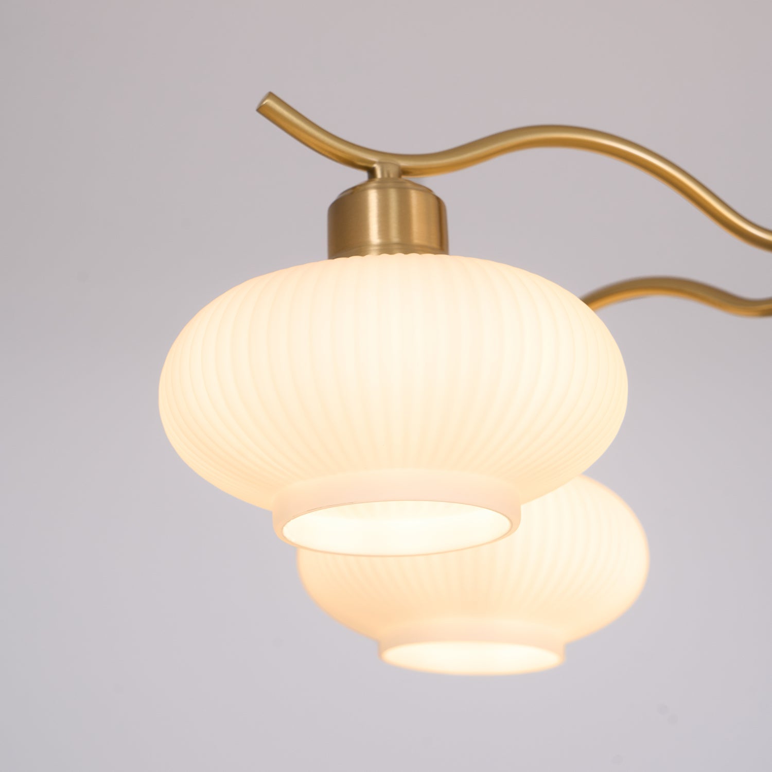 Cavien Messing Walnuss Kronleuchter-Letslighting