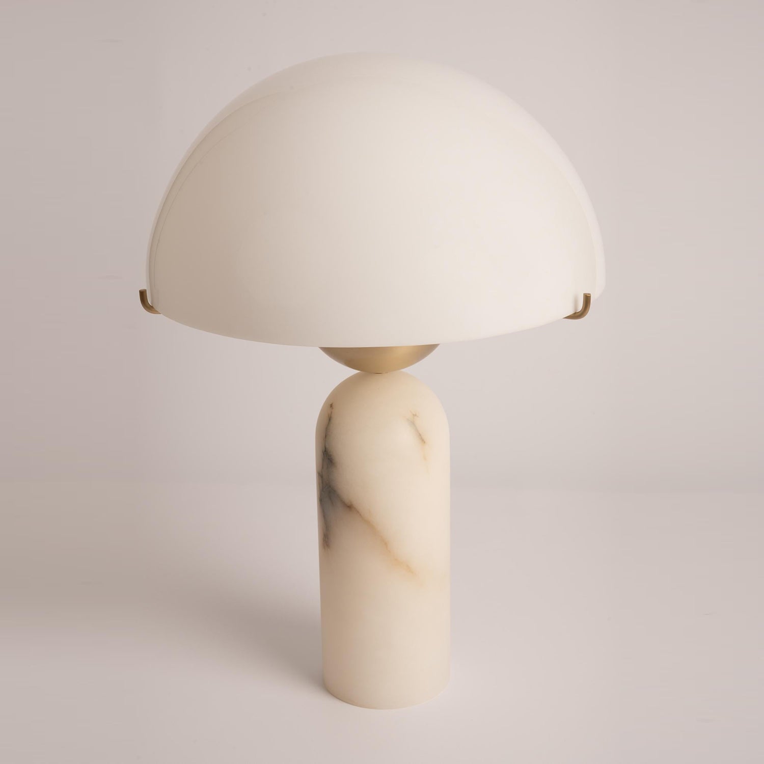 Peono Table Lamp - Letslighting