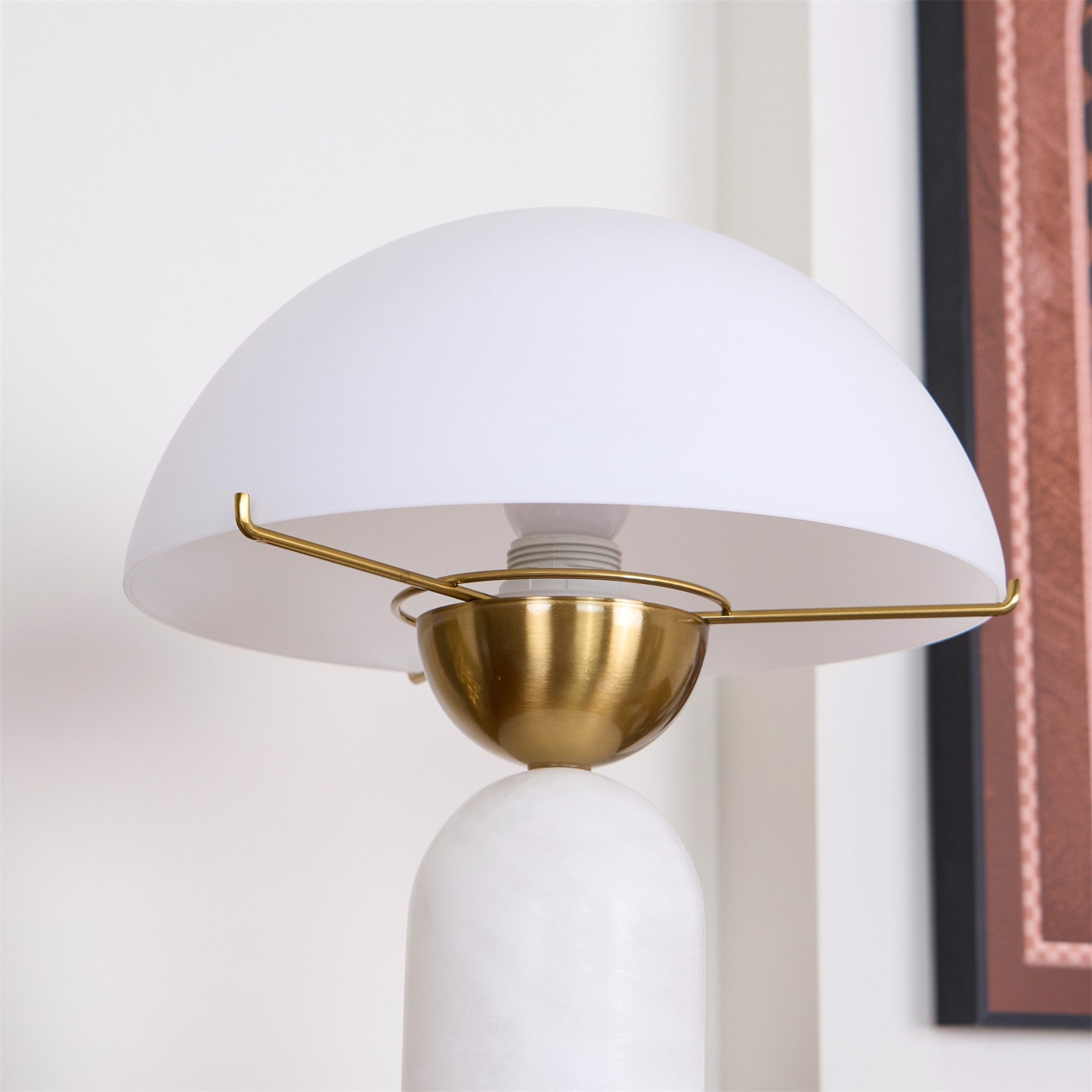 Peono Table Lamp - Letslighting