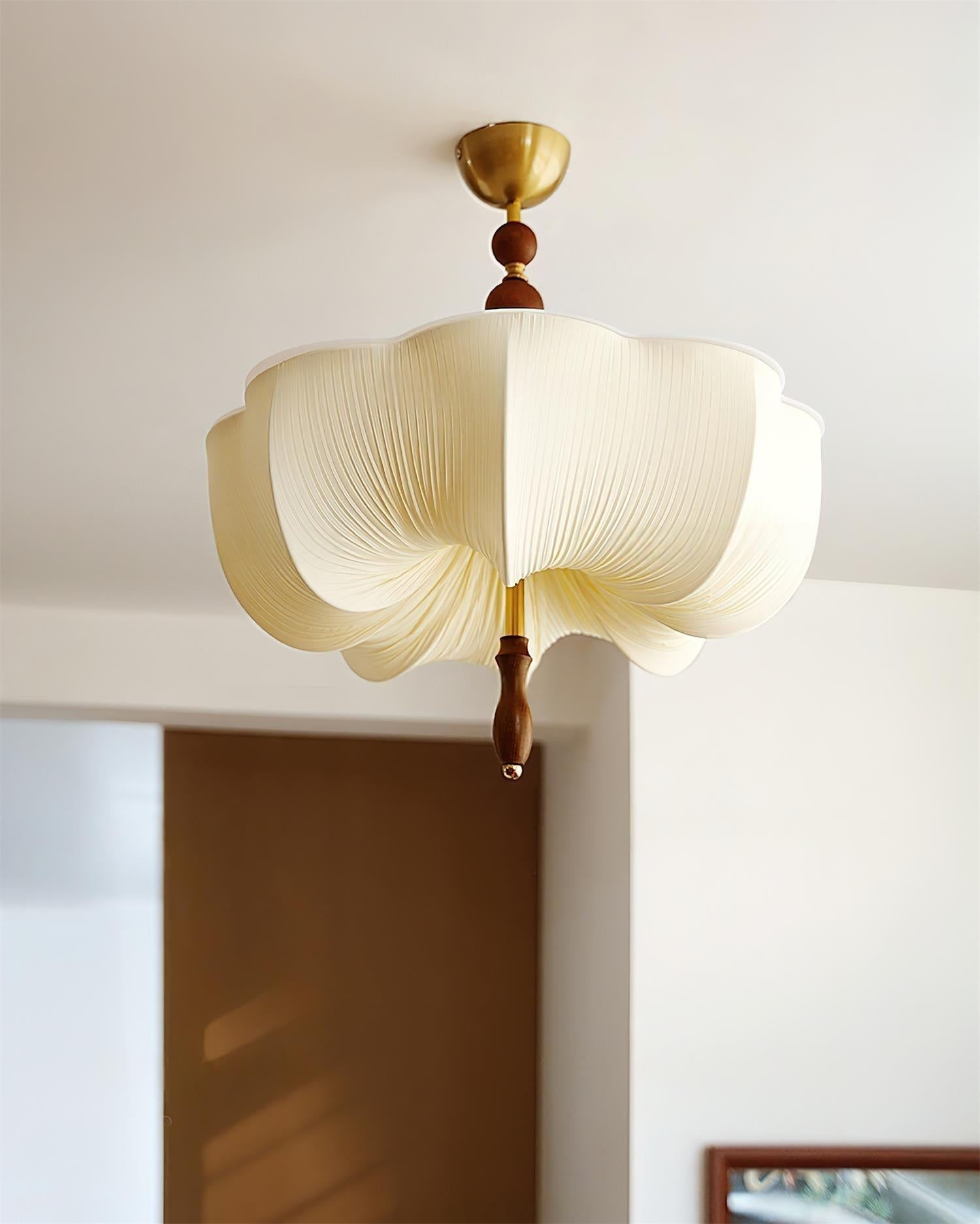 Petalia Moderne Minimalistische Deckenleuchte aus Holz-Letslighting