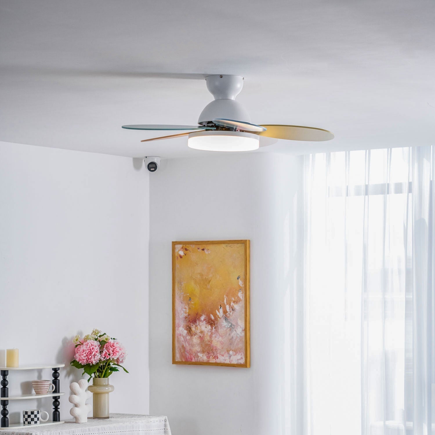 Liora Bunter Glas-Deckenventilator mit Beleuchtung, Detail der LED-Lichtquelle