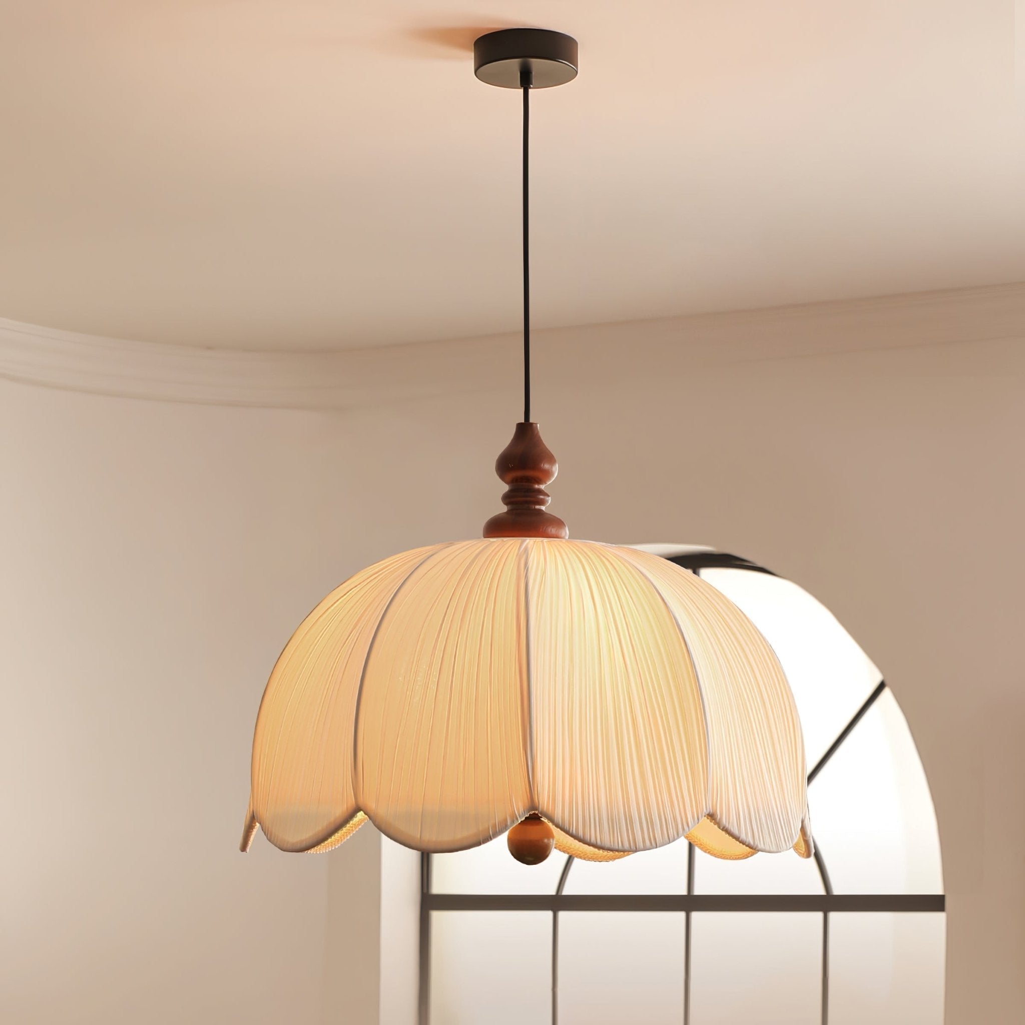 Imiraril Pendelleuchte aus Tropischem Stoff-Letslighting
