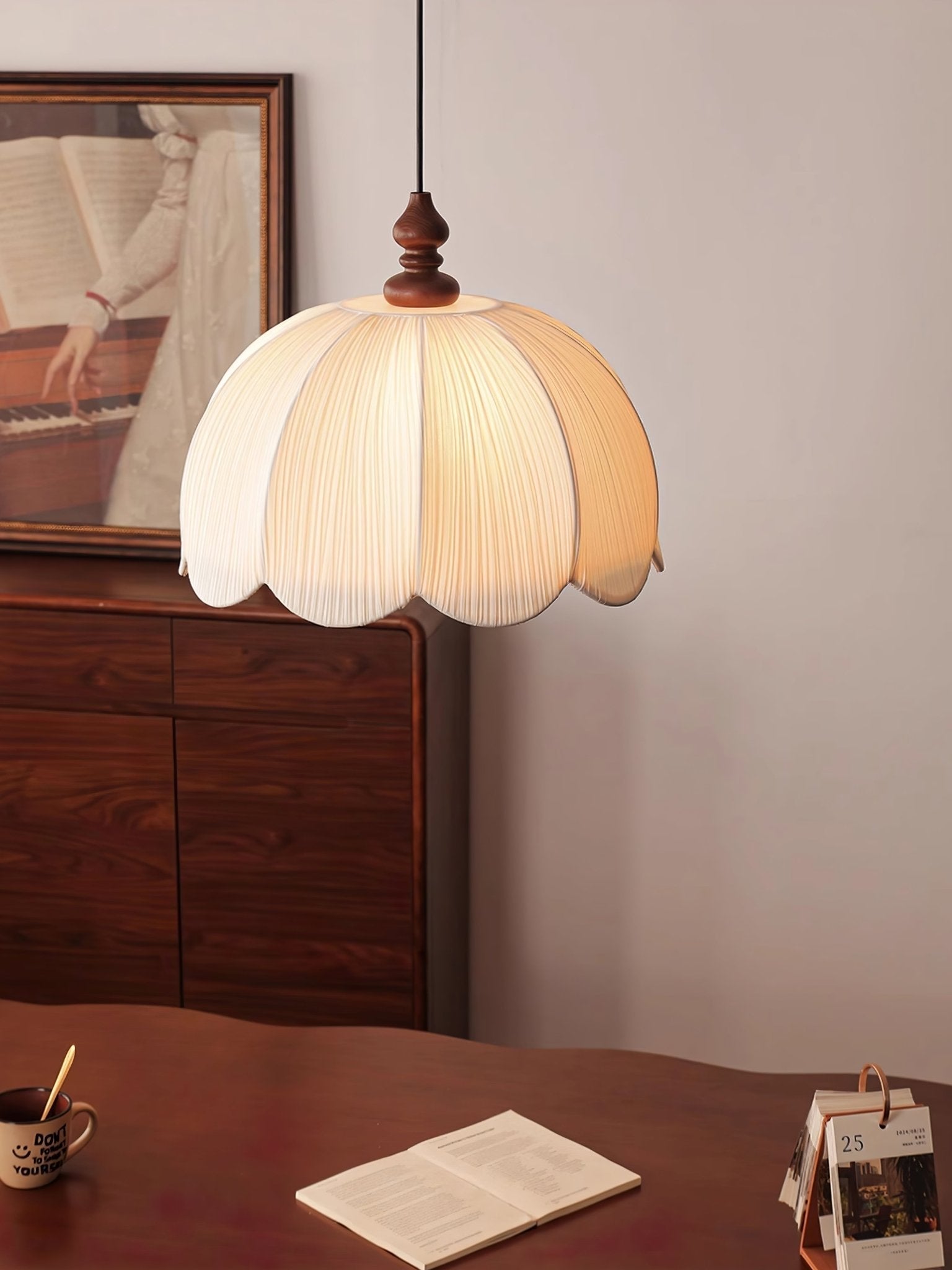 Imiraril Pendelleuchte aus Tropischem Stoff-Letslighting