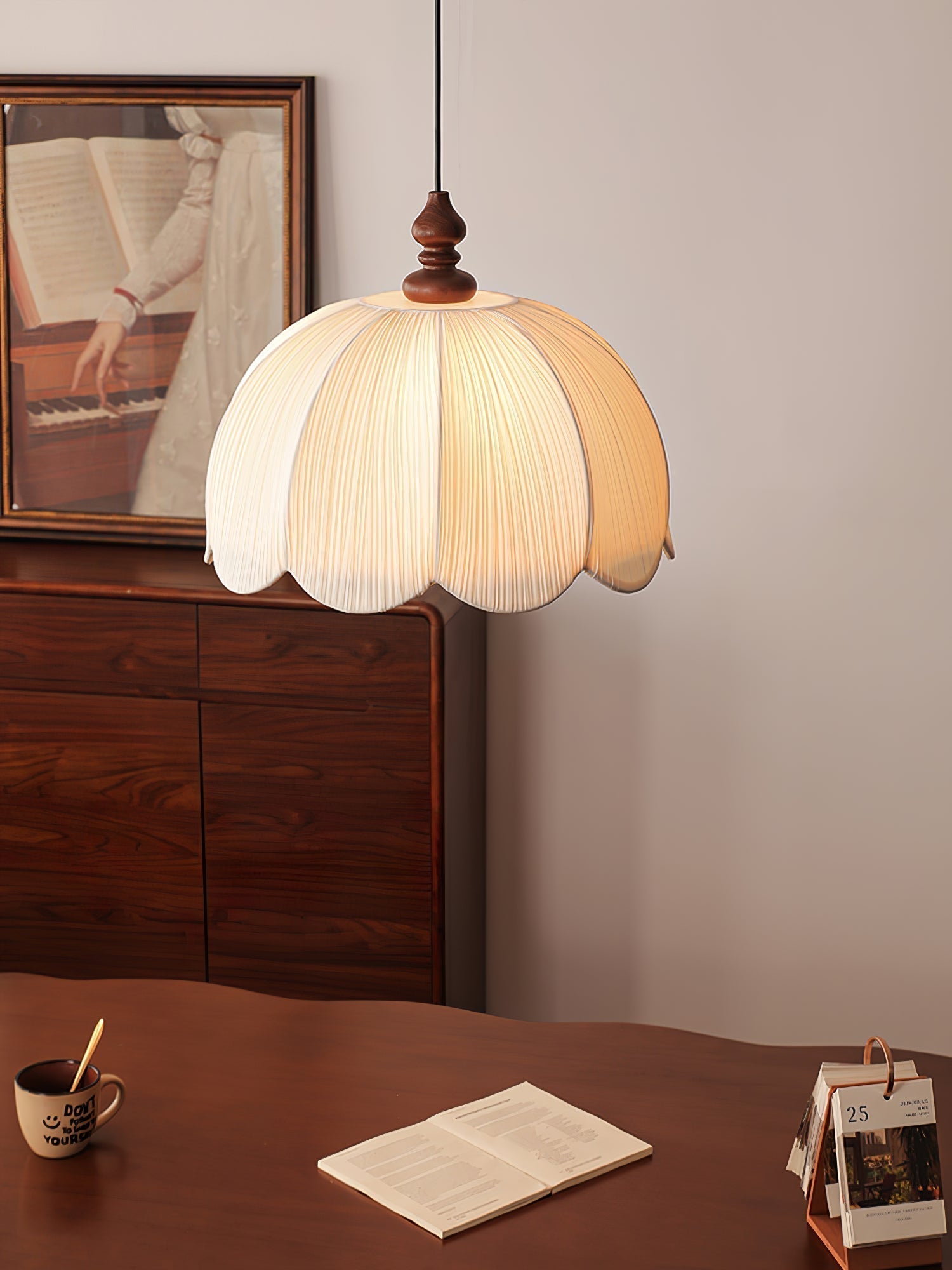 Imiraril Pendelleuchte aus Tropischem Stoff-Letslighting