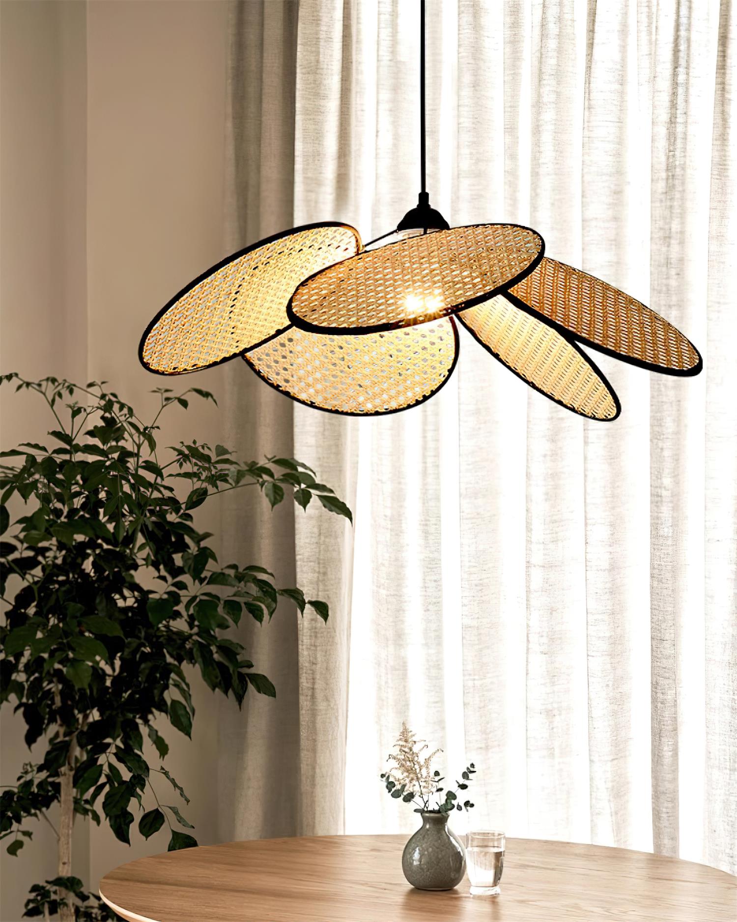 Vemarora Premium Pendelleuchte aus Rattangewebe-Letslighting