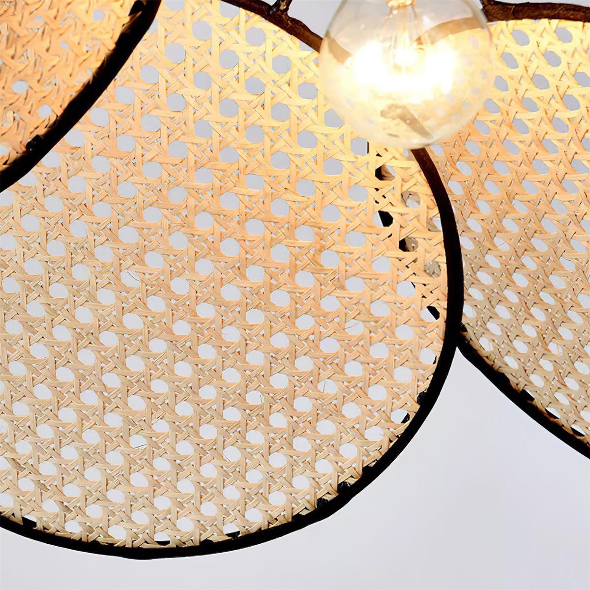 Vemarora Premium Pendelleuchte aus Rattangewebe-Letslighting