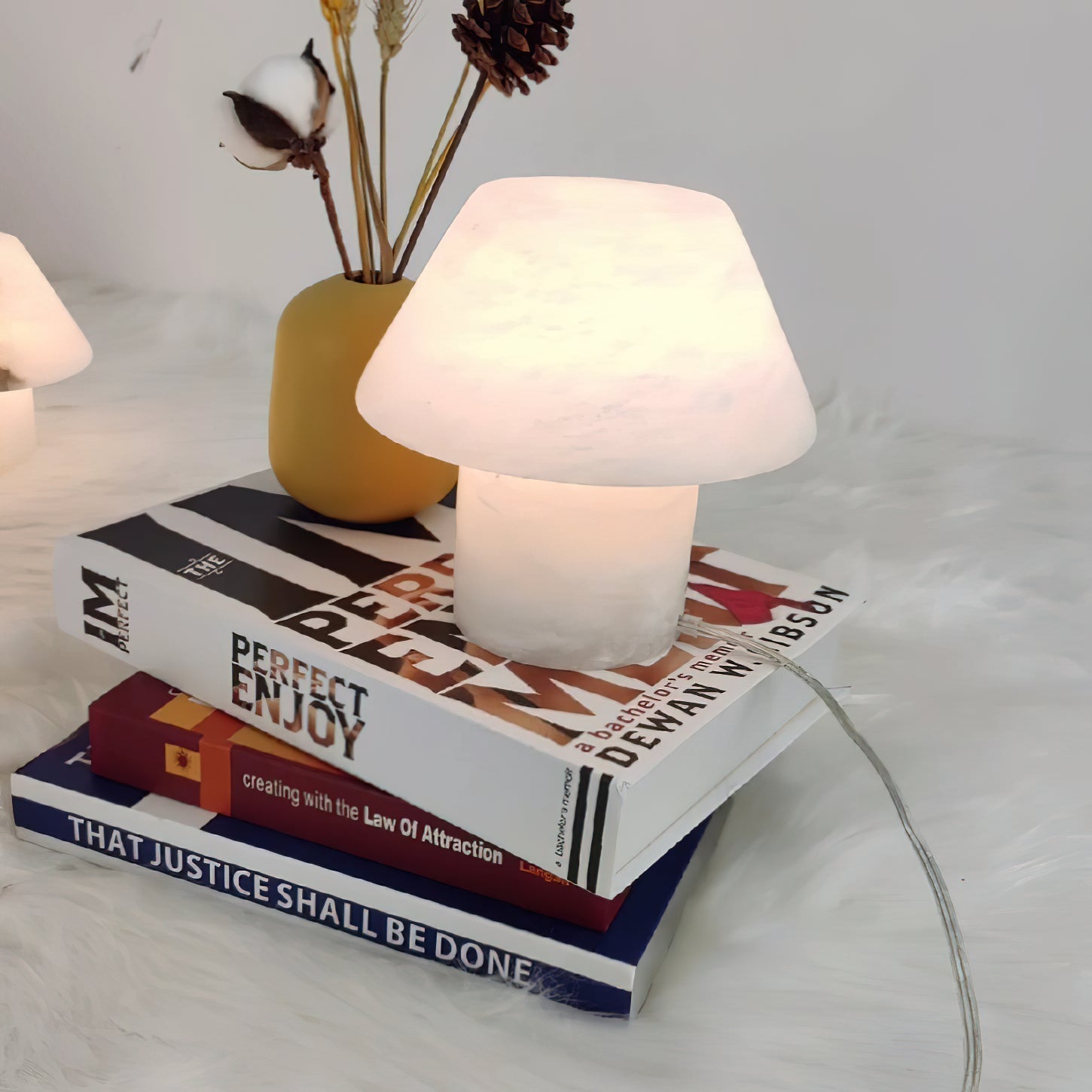 Petra Table Lamp - Letslighting