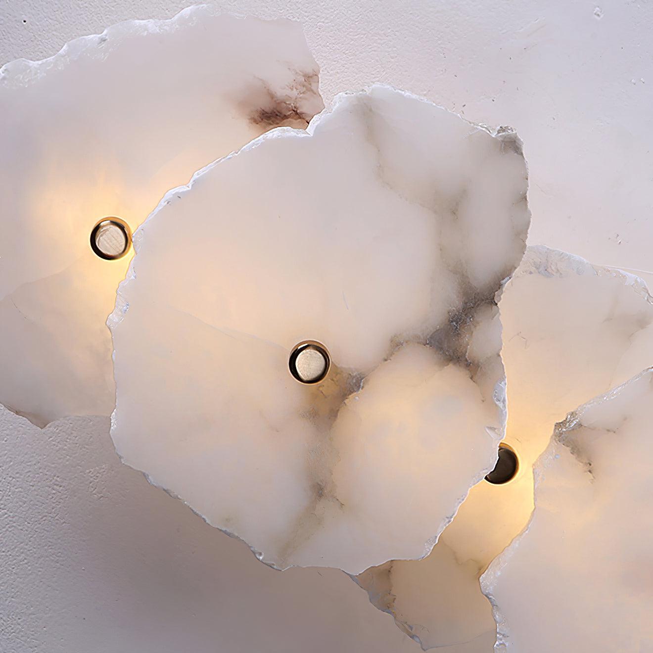 Cevra Alabaster-Blumen-Wandleuchte