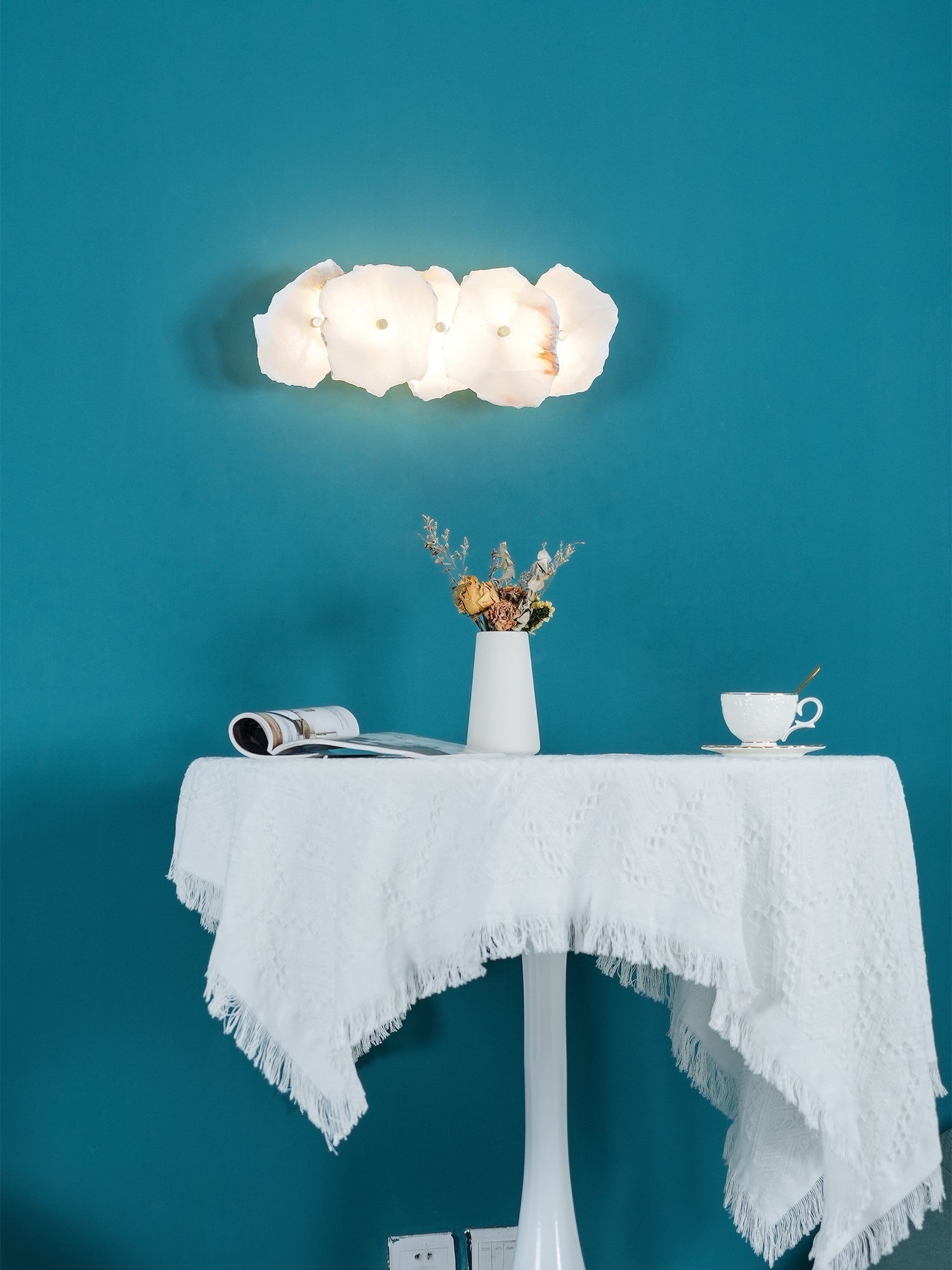 Alaeila Blumenbukett Alabaster Wandleuchte-Letslighting
